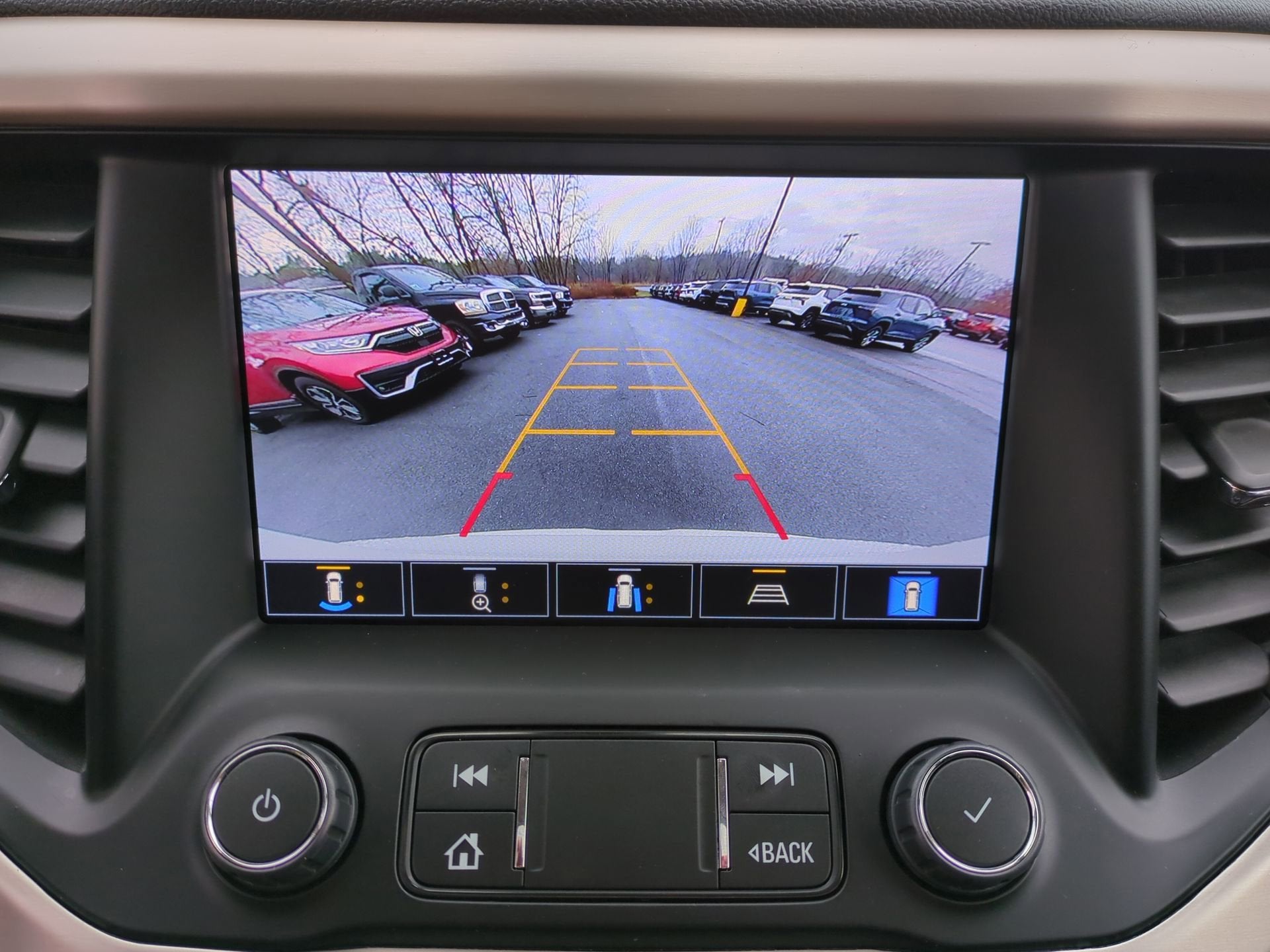 2023 GMC Acadia Denali