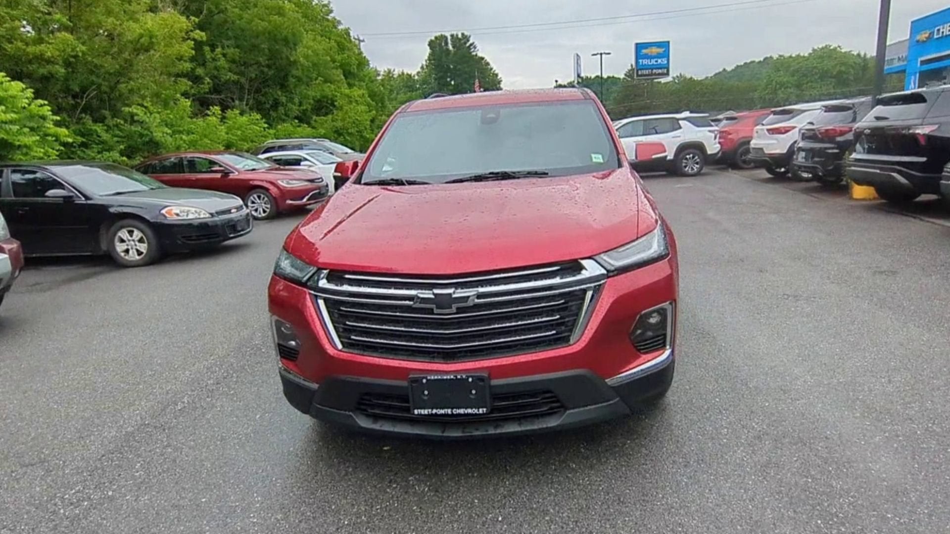 2023 Chevrolet Traverse LT Cloth