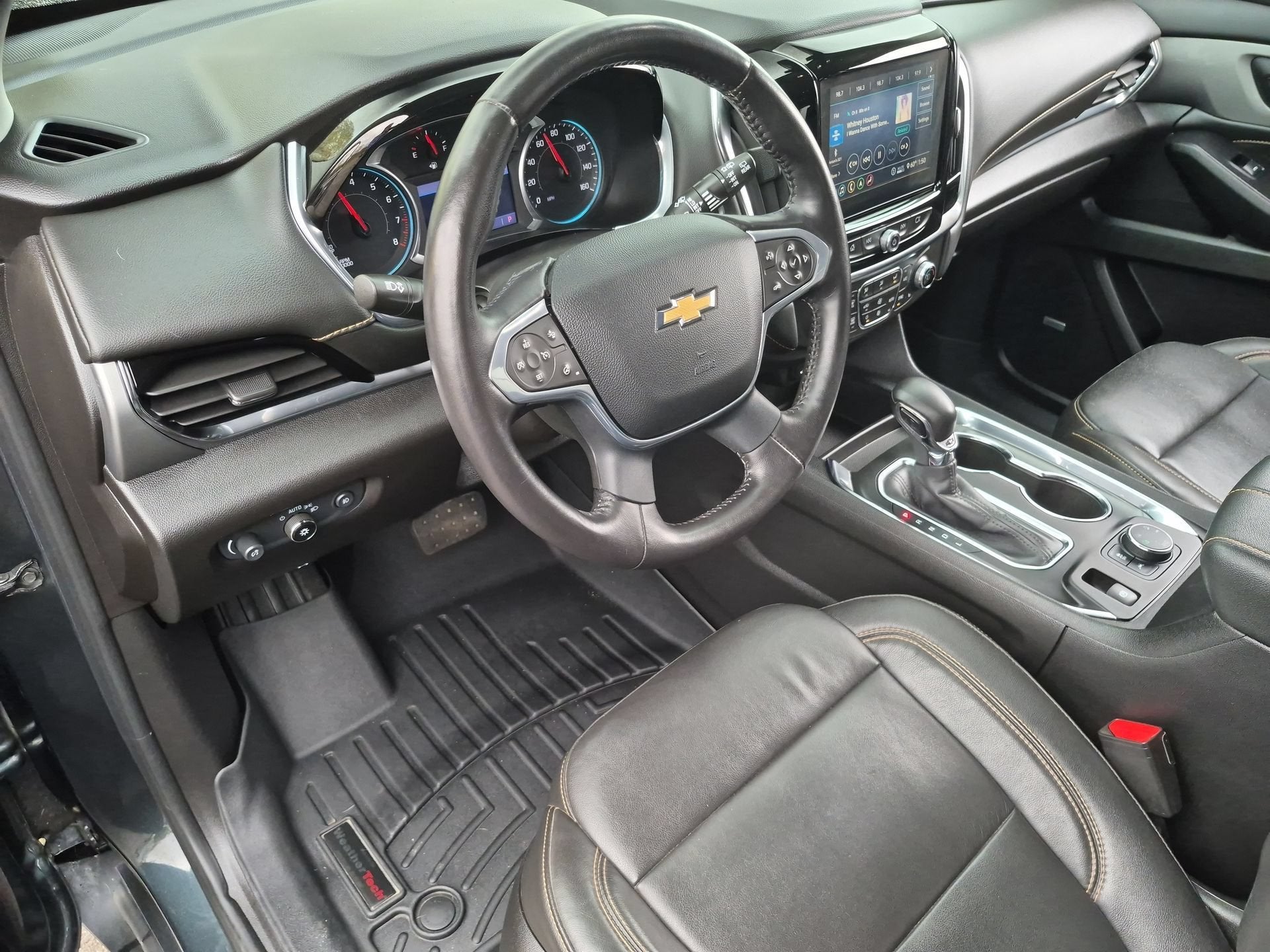 2021 Chevrolet Traverse LT Leather
