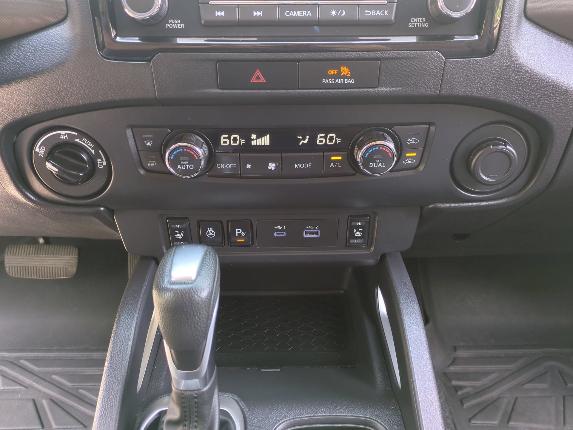 2022 Nissan Frontier Crew Cab SV 4x4