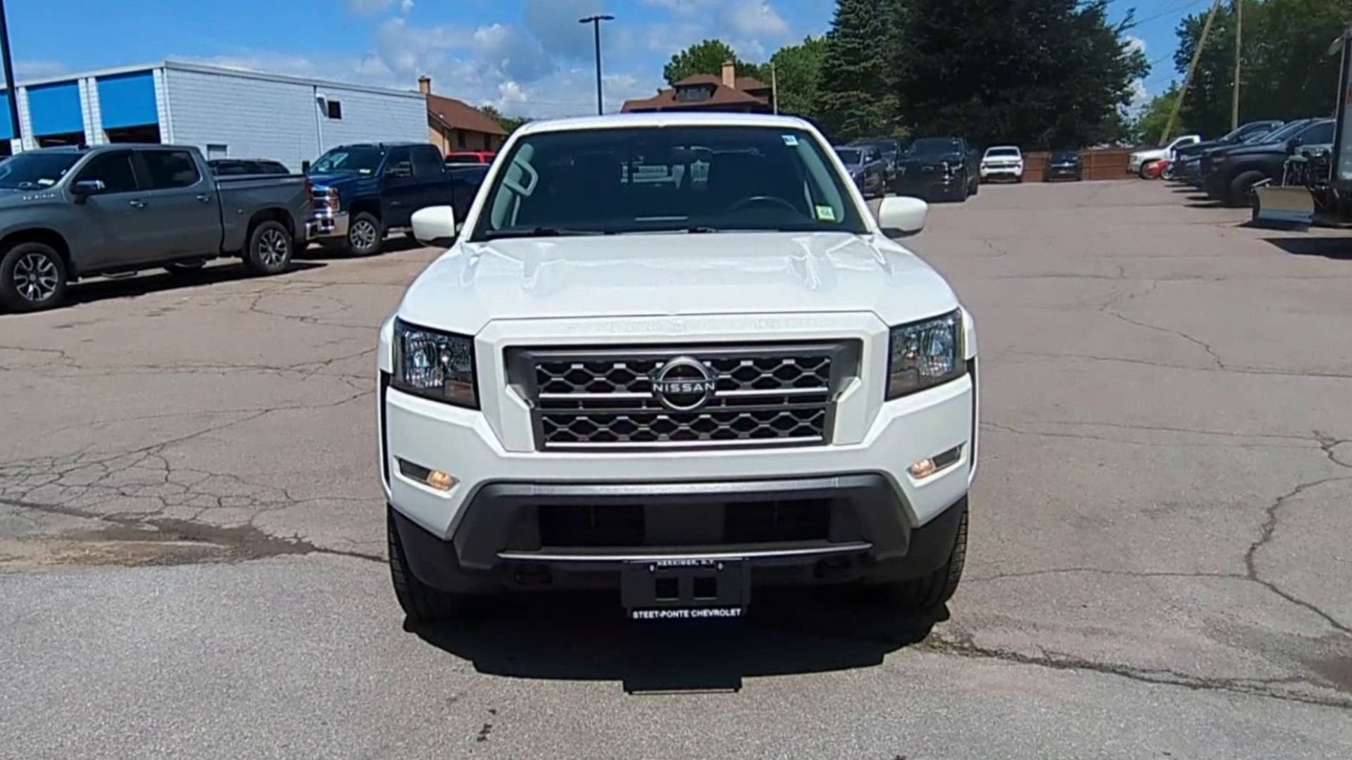 2022 Nissan Frontier Crew Cab SV 4x4
