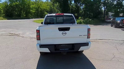 2022 Nissan Frontier Crew Cab SV 4x4