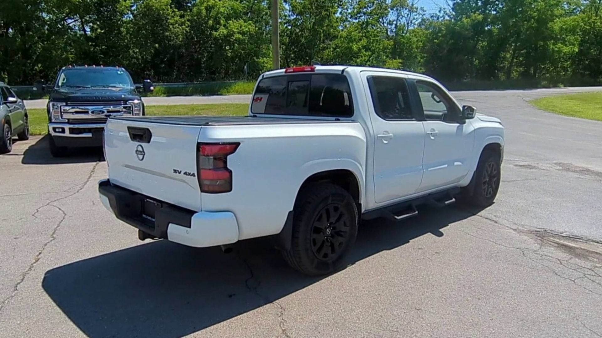 2022 Nissan Frontier Crew Cab SV 4x4