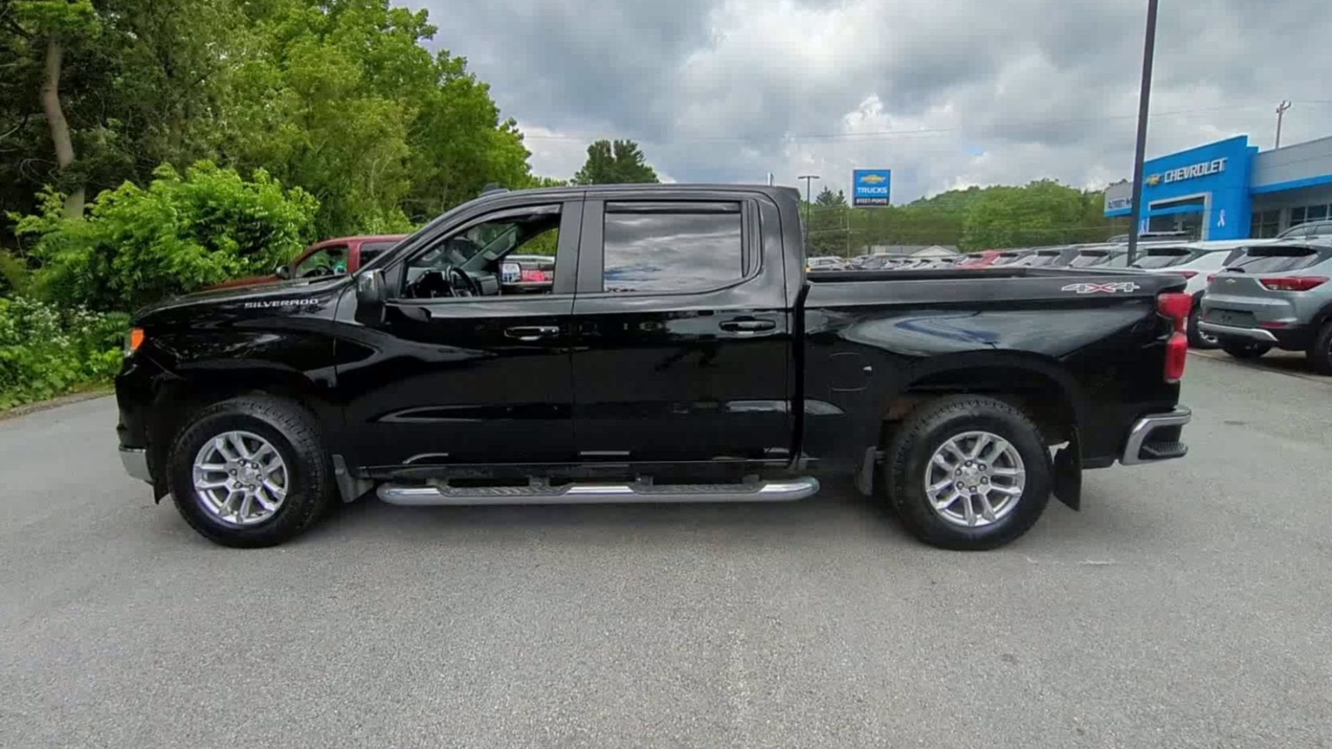 2022 Chevrolet Silverado 1500 LT (2FL)