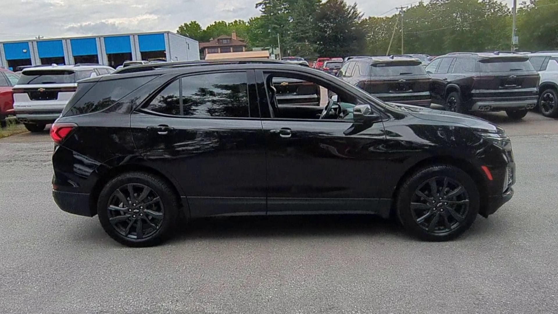2023 Chevrolet Equinox RS