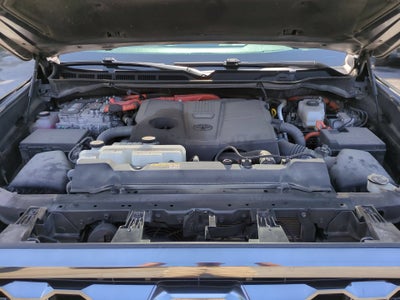 2024 Toyota Tundra Hybrid Platinum 4WD