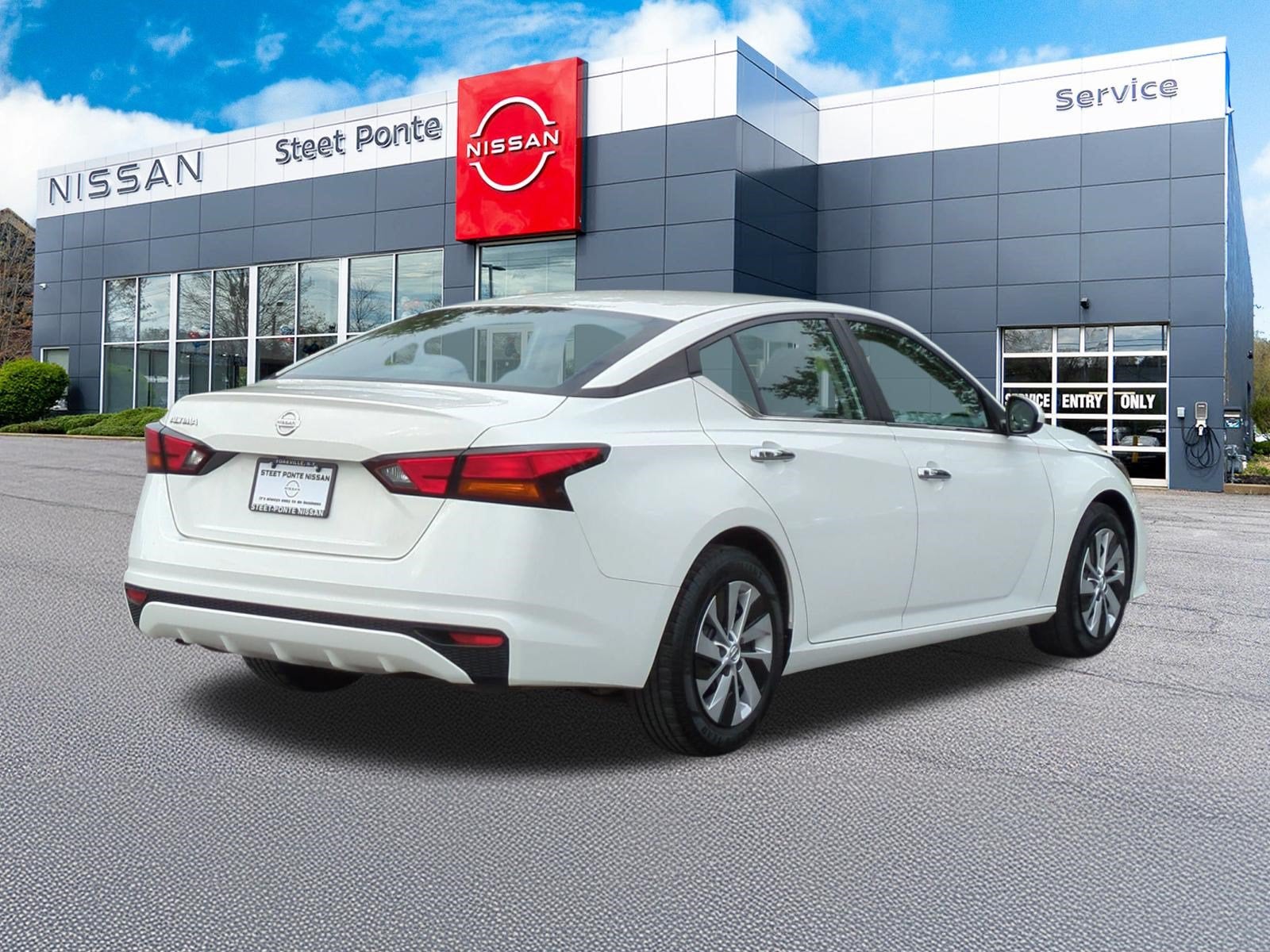 2022 Nissan Altima 2.5 S