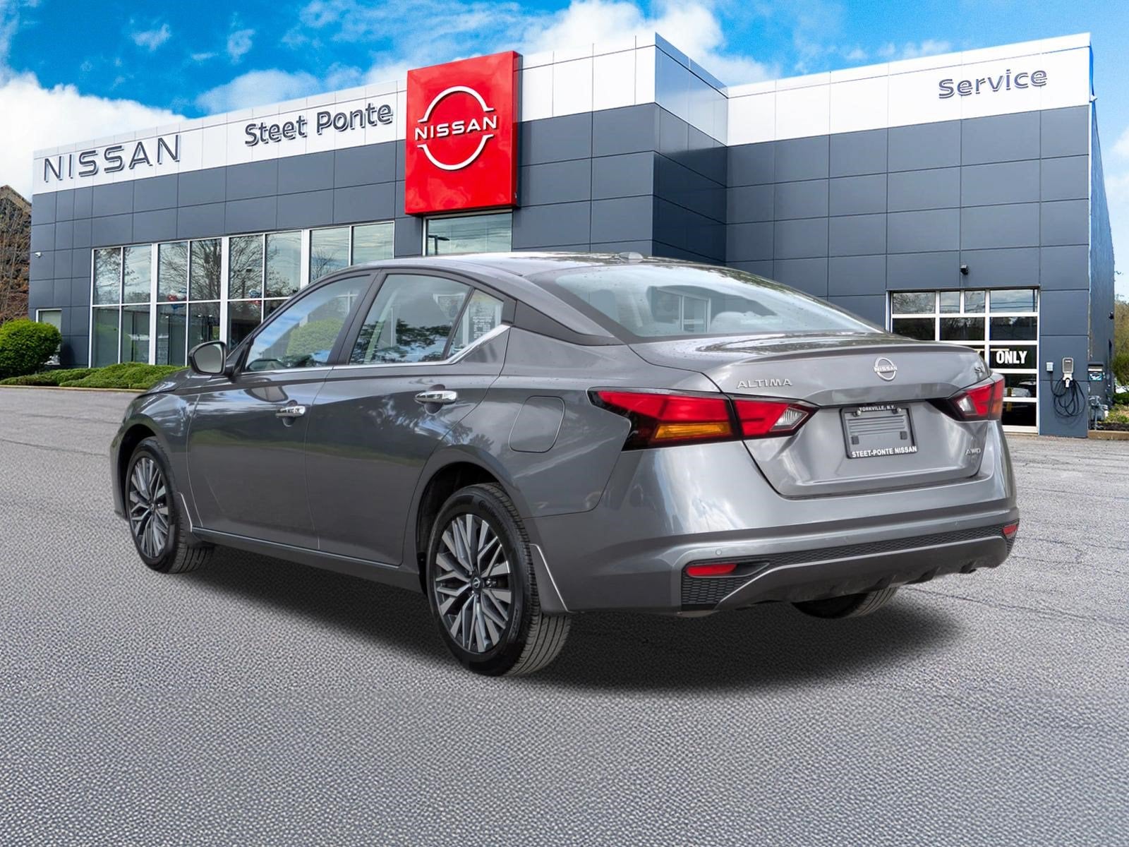 2024 Nissan Altima 2.5 SV