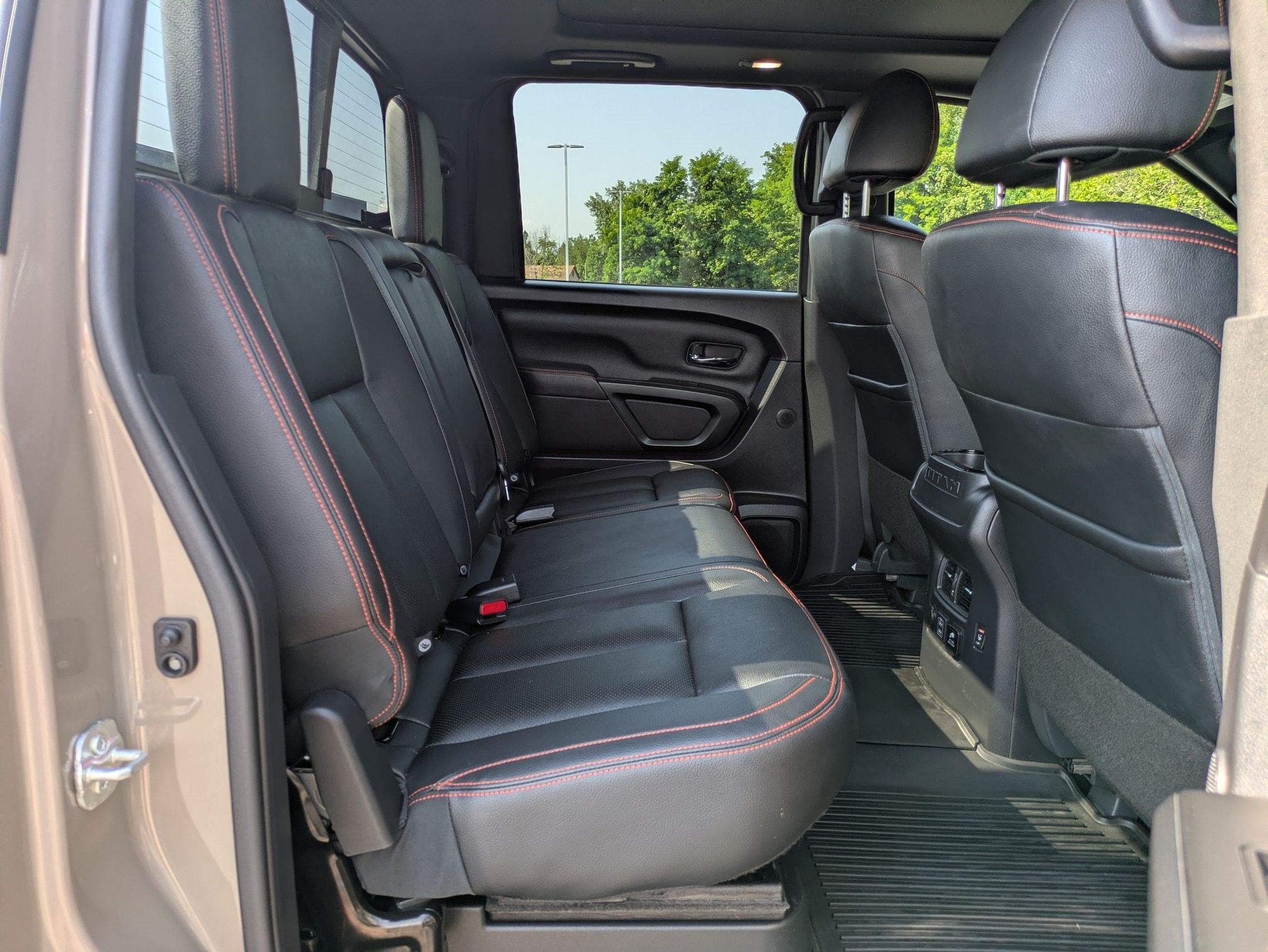 2024 Nissan Titan PRO-4X