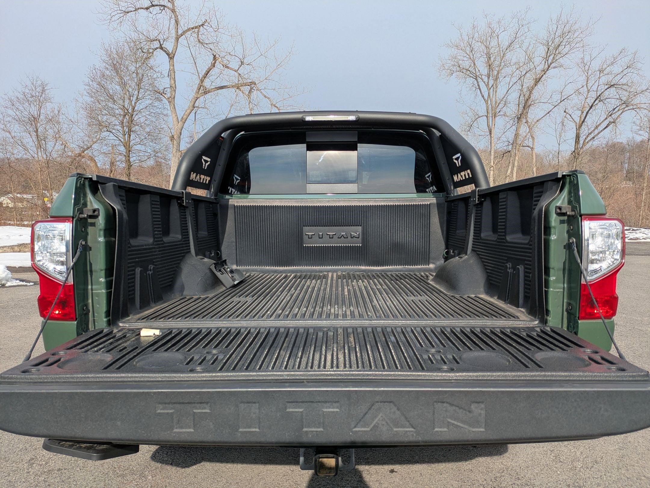 2024 Nissan Titan SV