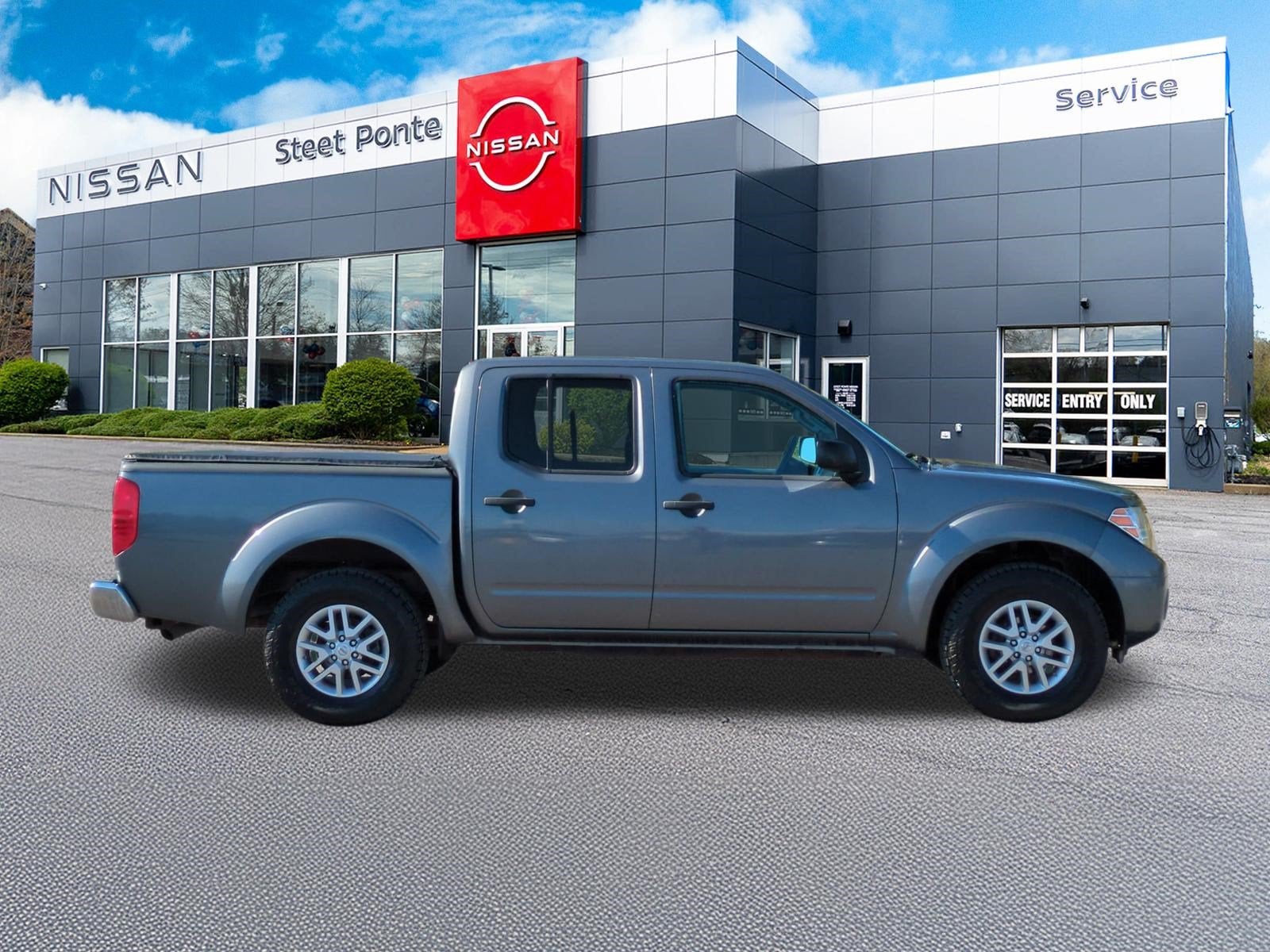2016 Nissan Frontier SV