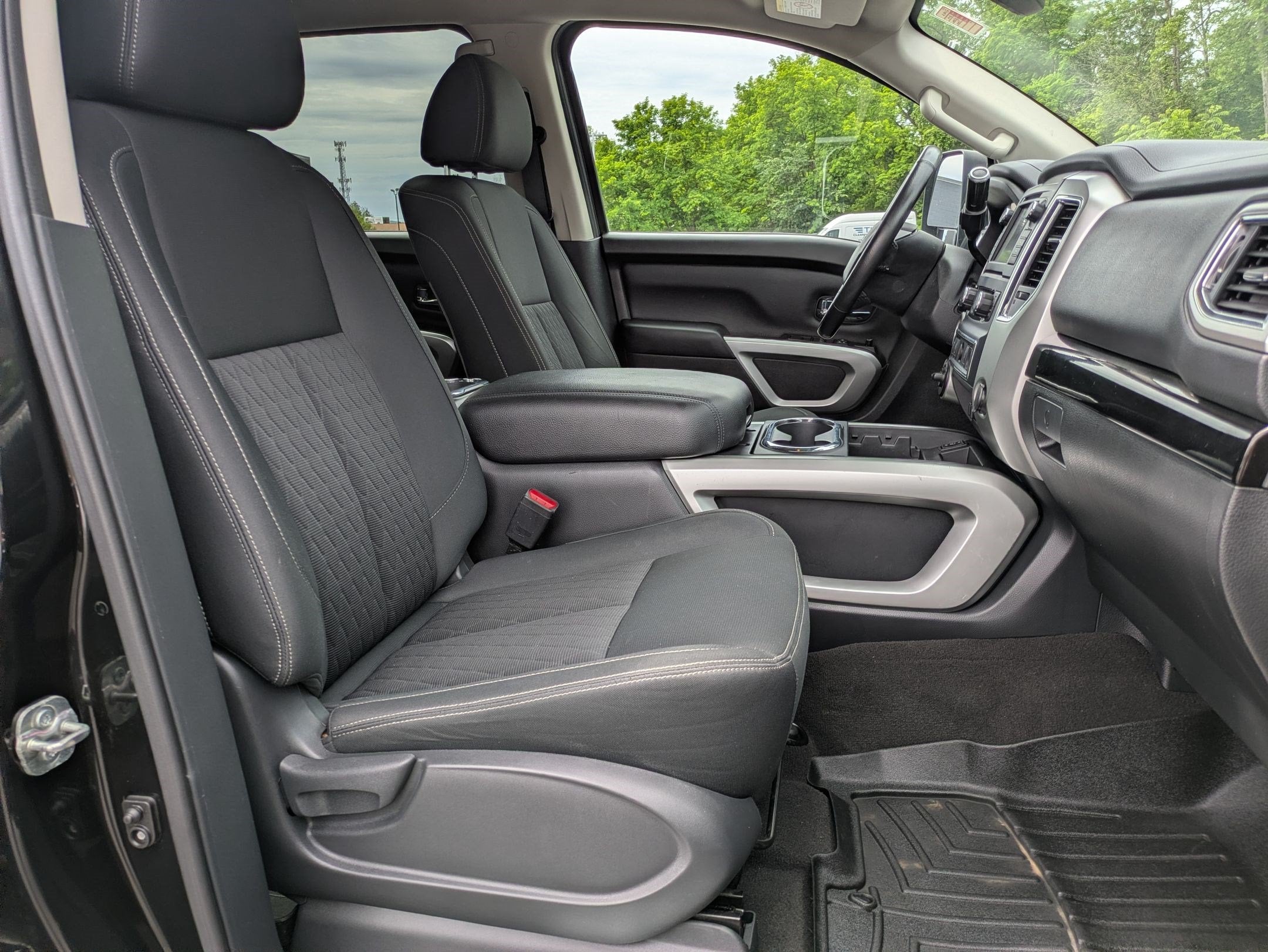 2019 Nissan Titan XD SV
