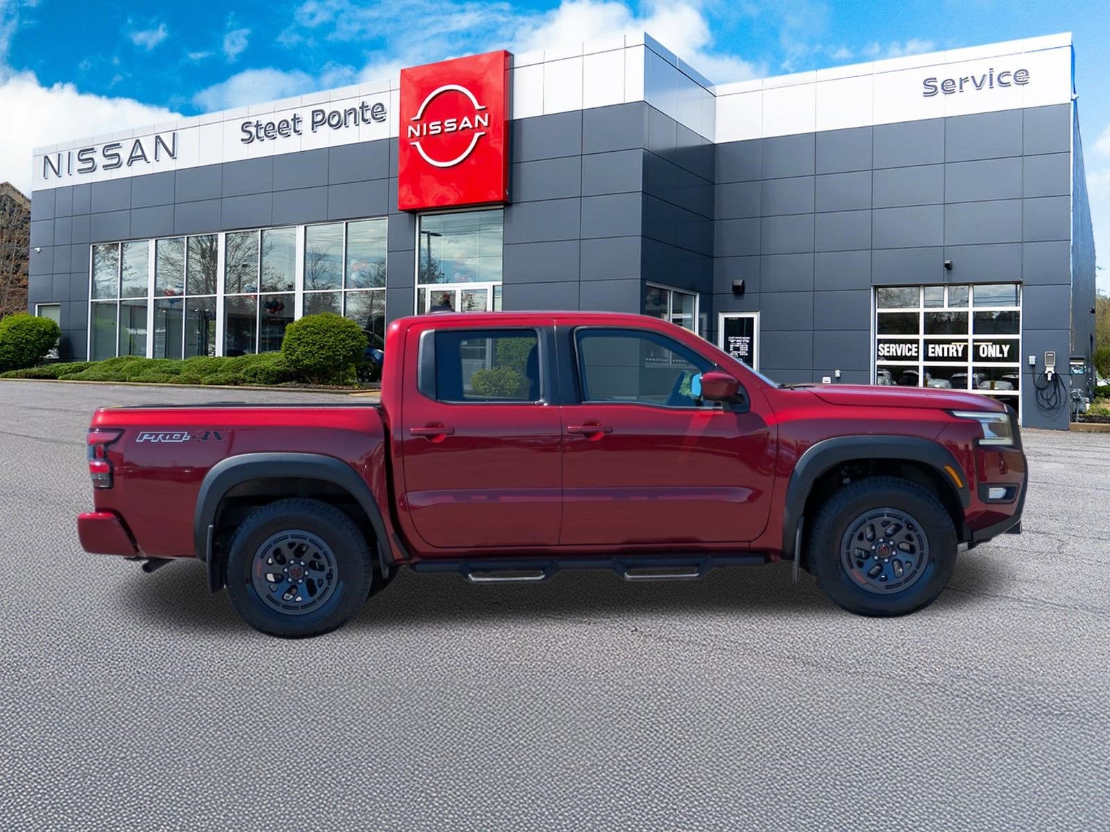 2025 Nissan Frontier PRO-4X