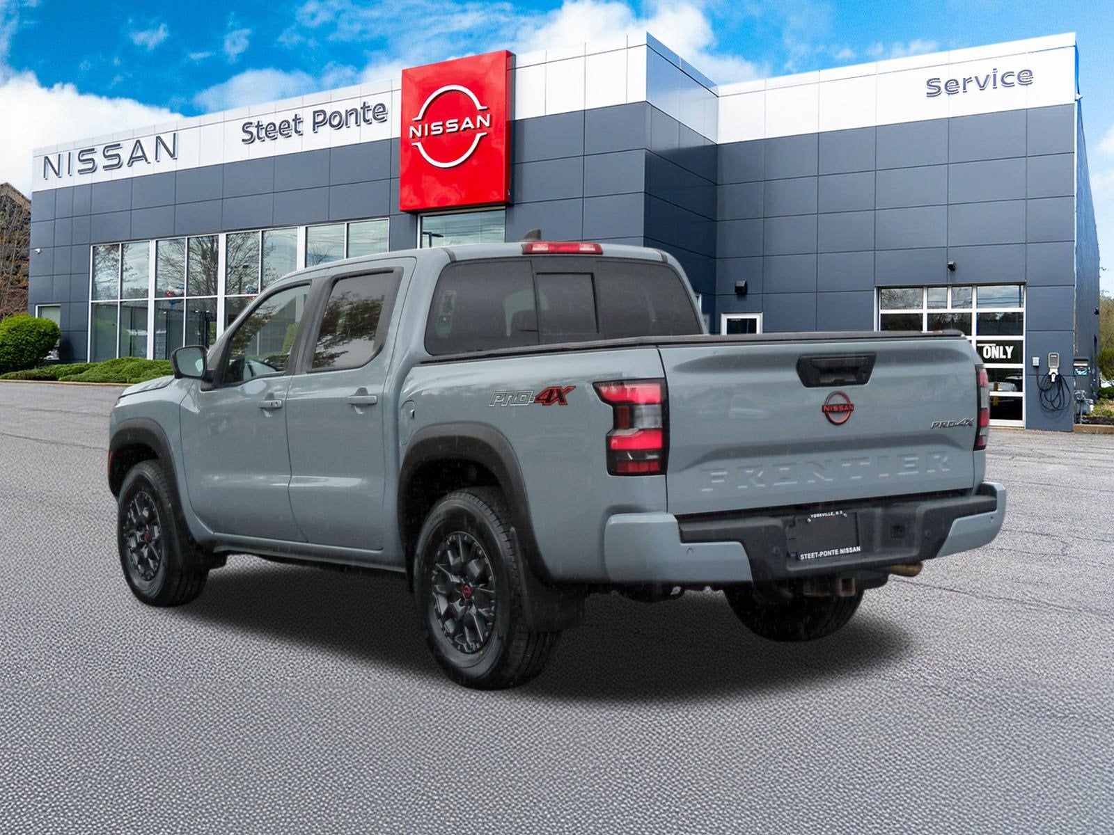 2022 Nissan Frontier PRO-4X