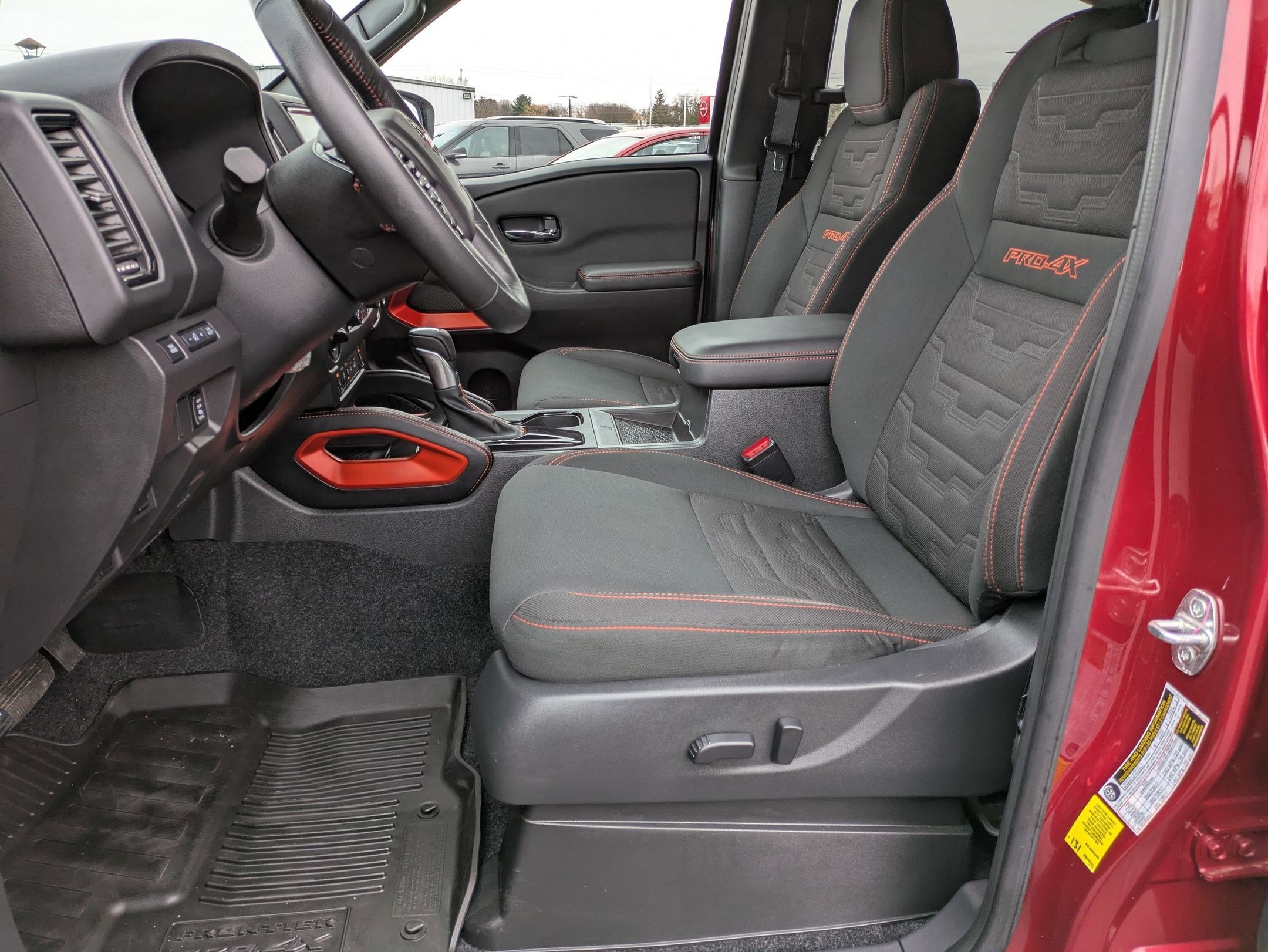 2024 Nissan Frontier PRO-4X