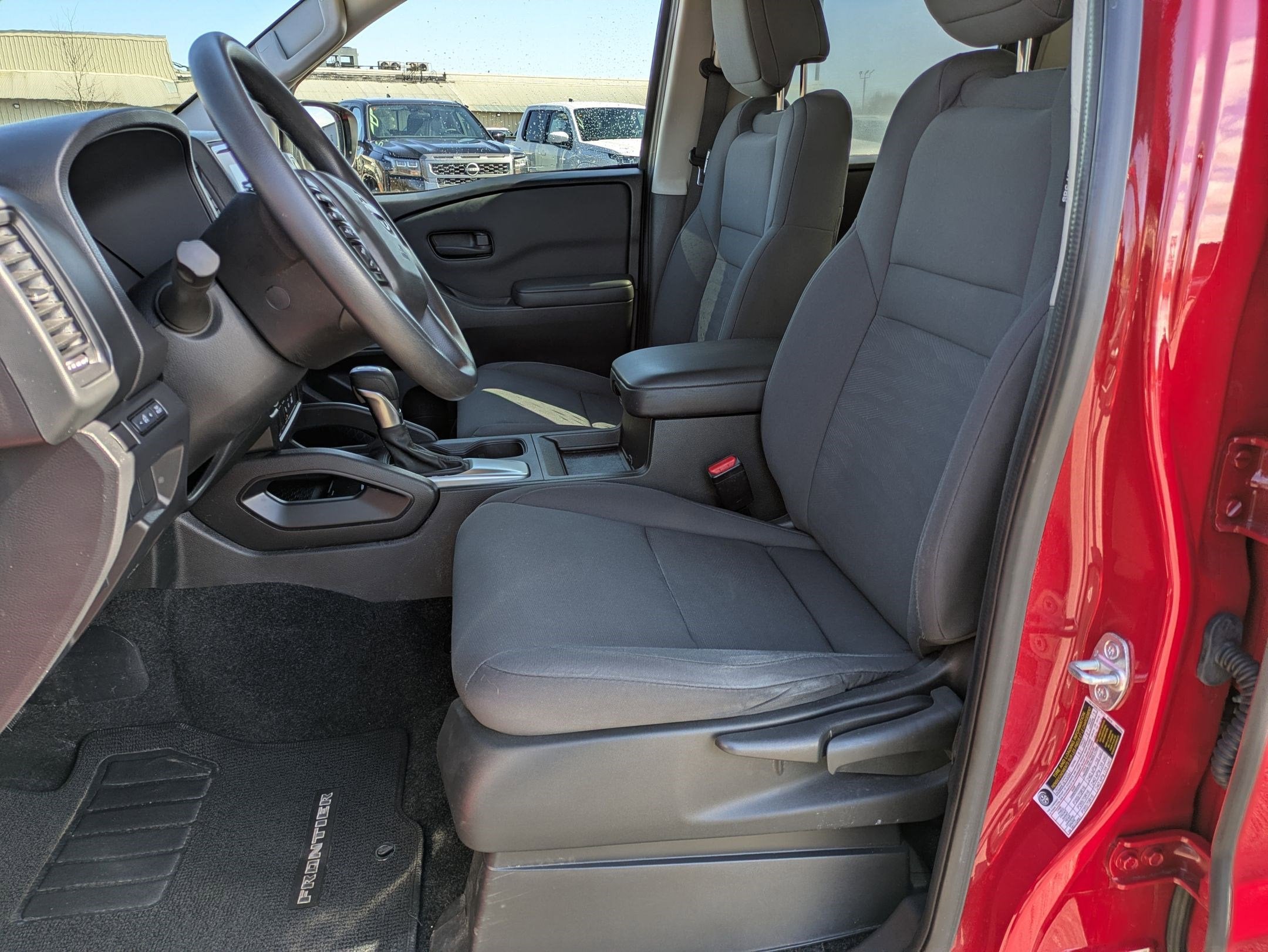 2023 Nissan Frontier S