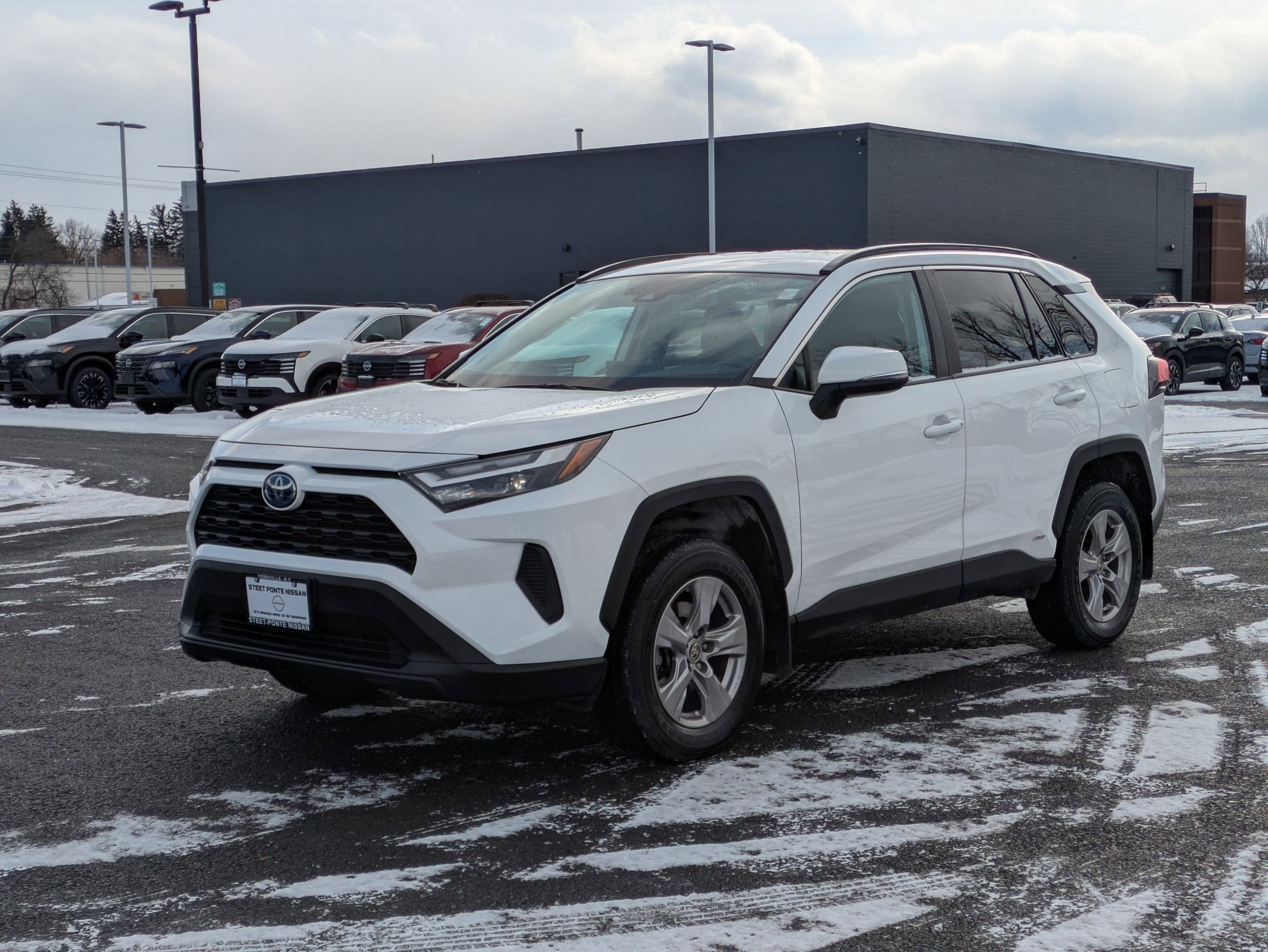 2023 Toyota RAV4 Hybrid XLE