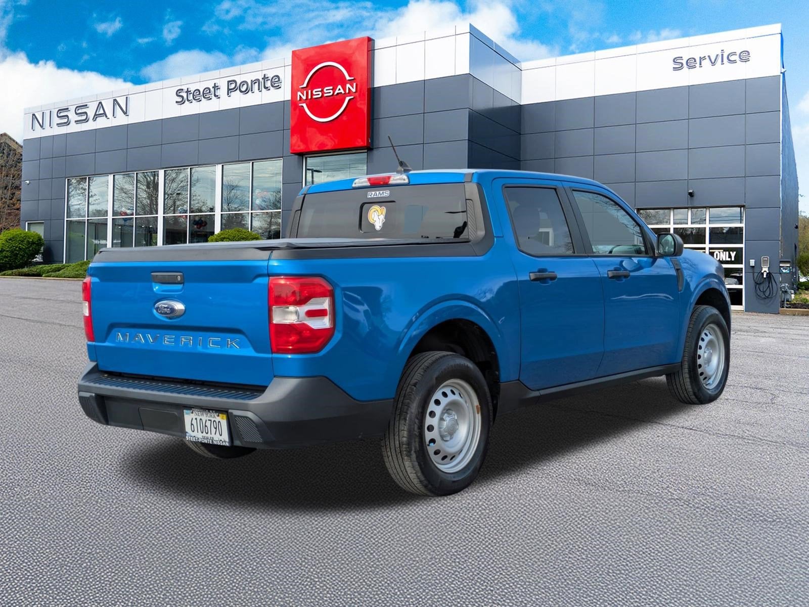 2022 Ford Maverick XL