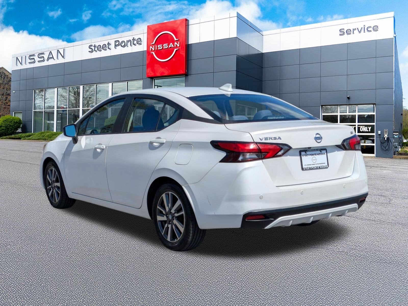 2020 Nissan Versa SV