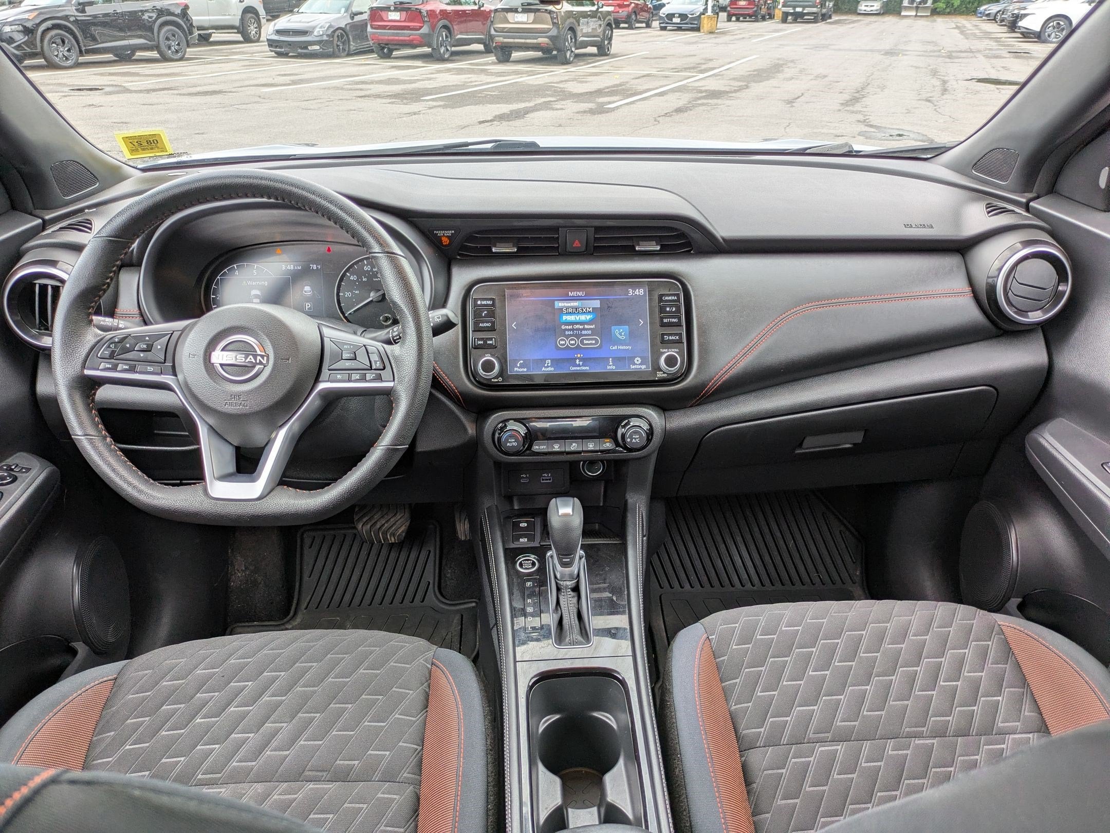 2022 Nissan Kicks SR