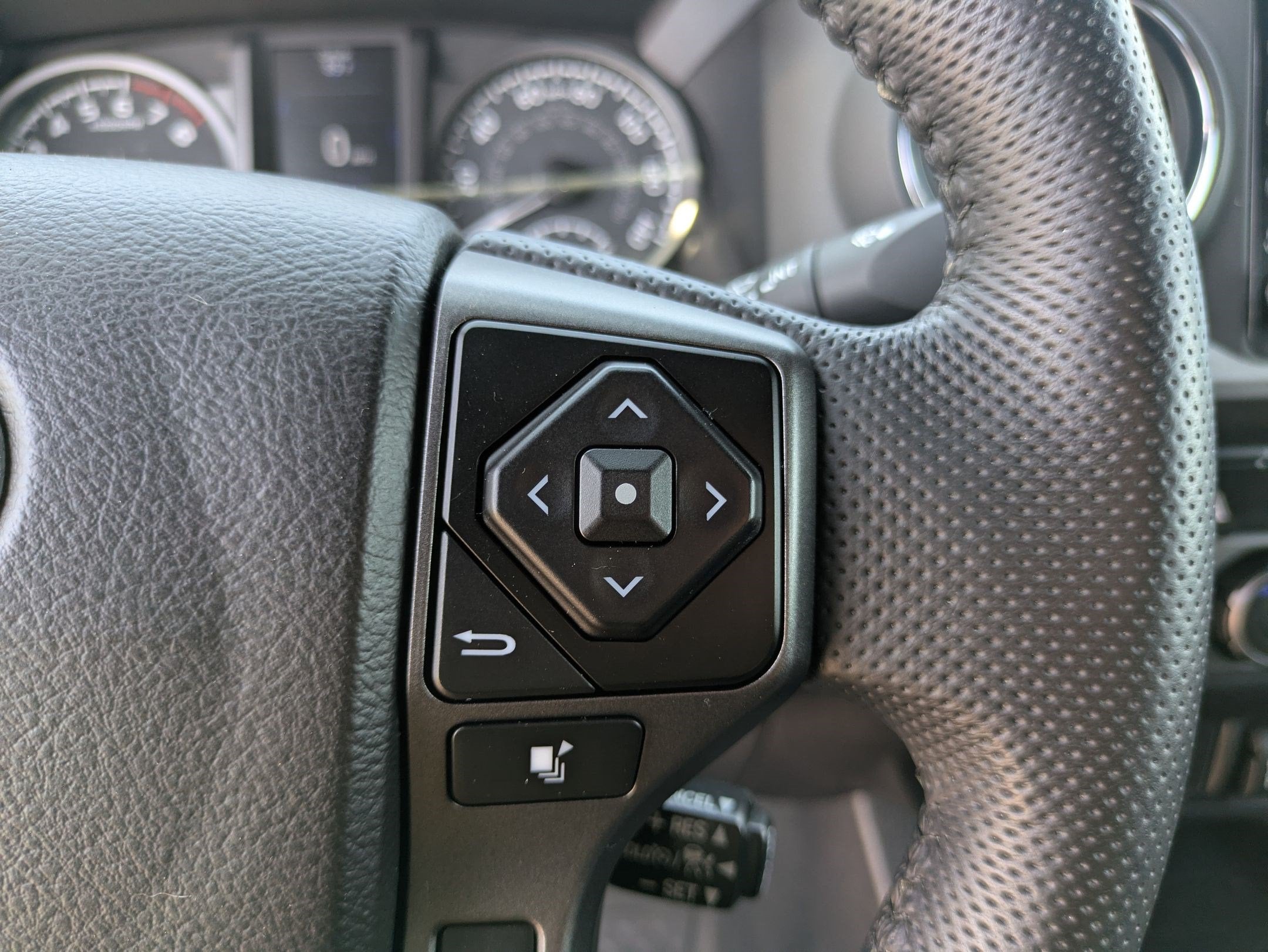 2023 Toyota Tacoma 4WD TRD Off Road