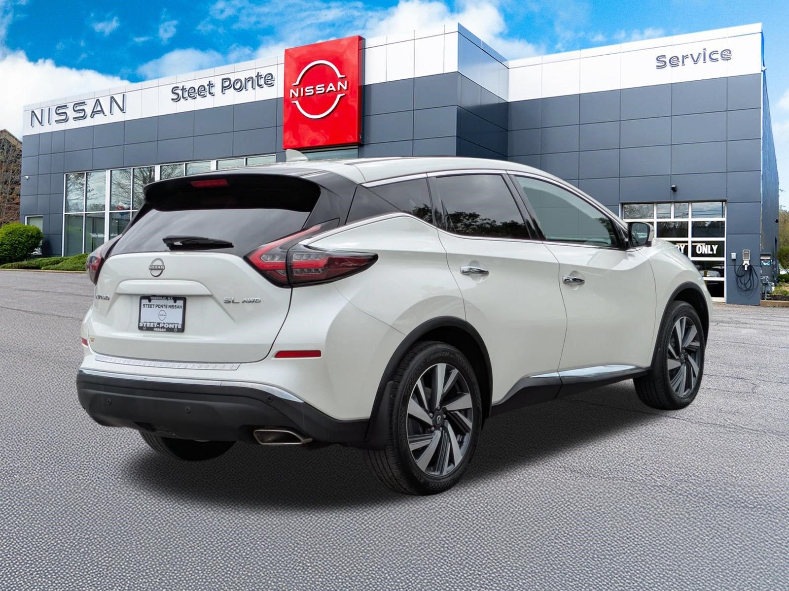 2023 Nissan Murano SL