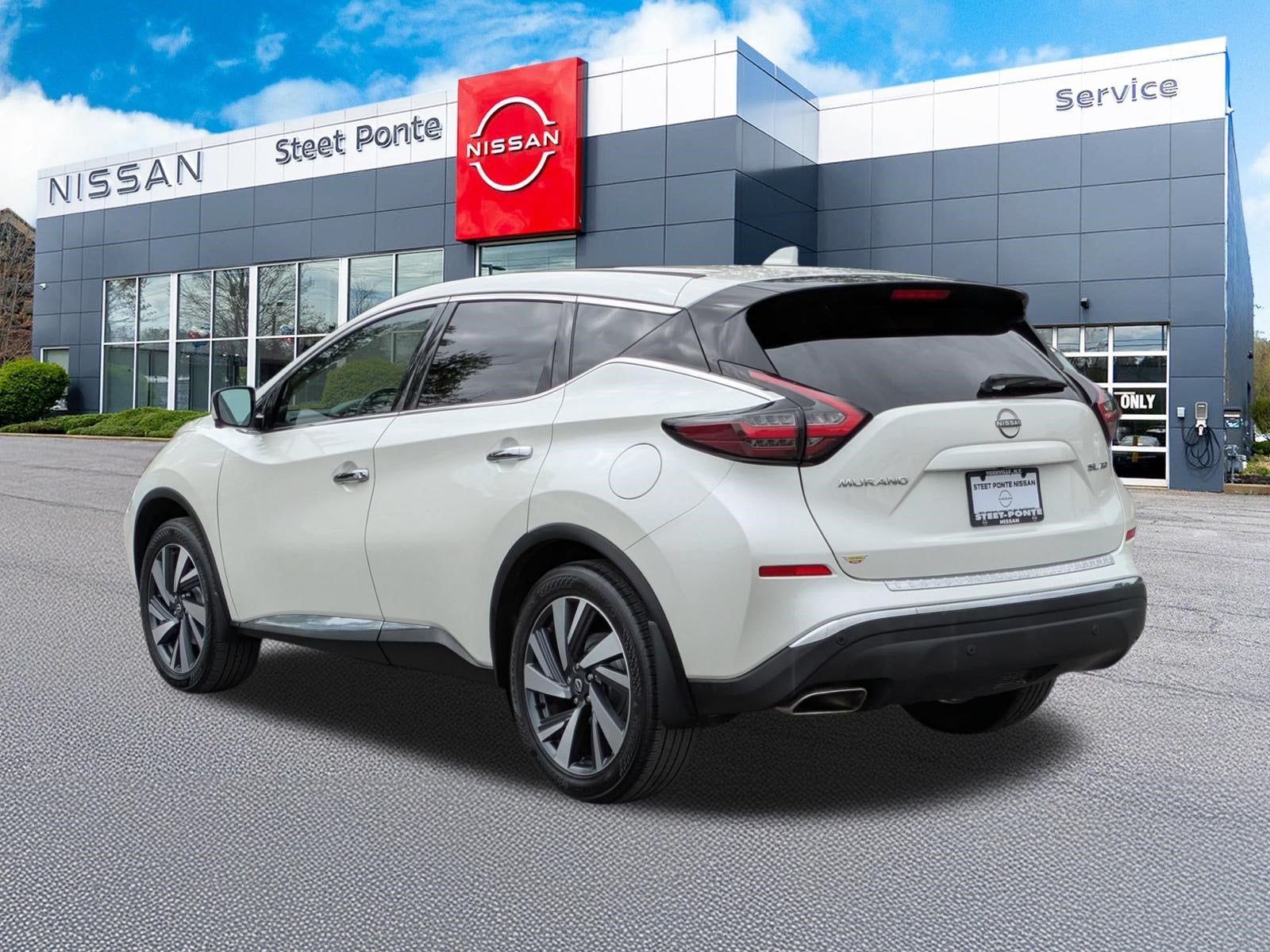 2023 Nissan Murano SL