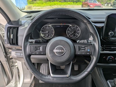 2023 Nissan Pathfinder SV