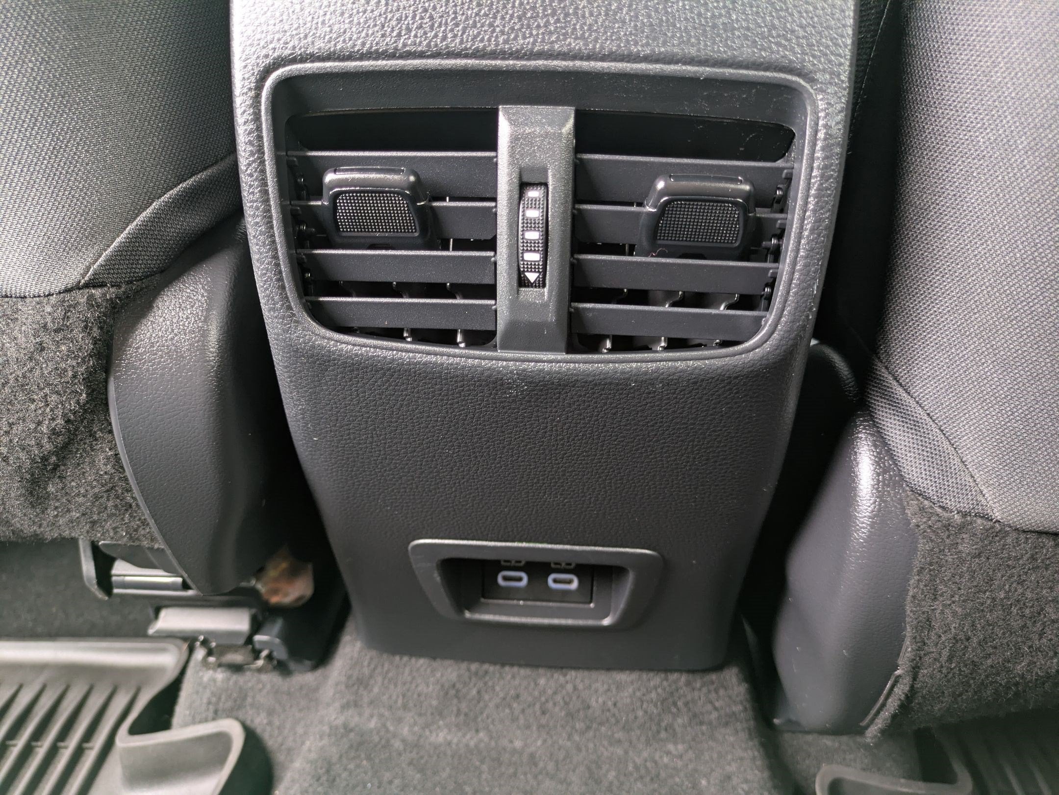 2024 Toyota Corolla Cross Hybrid SE
