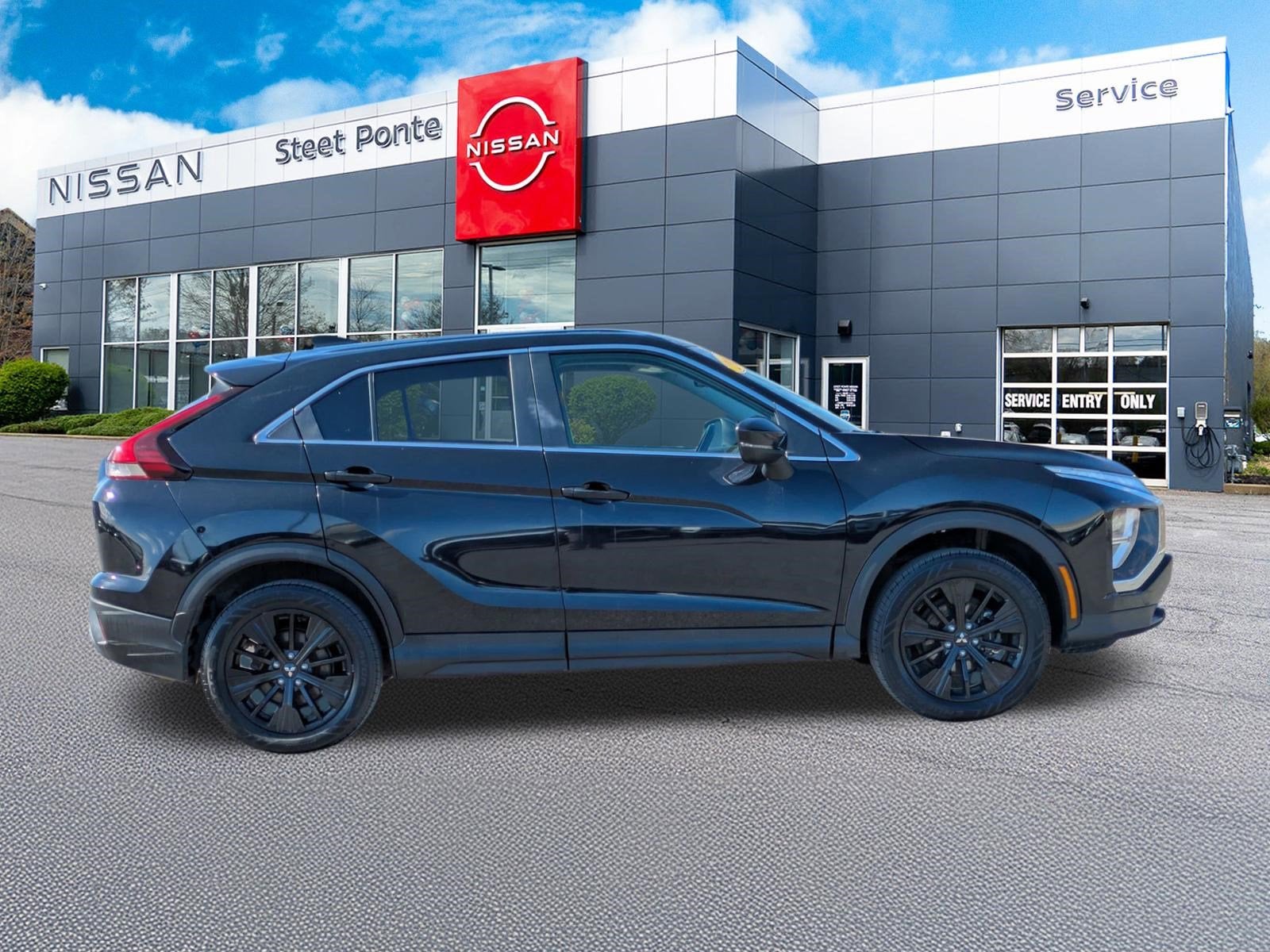 2022 Mitsubishi Eclipse Cross LE