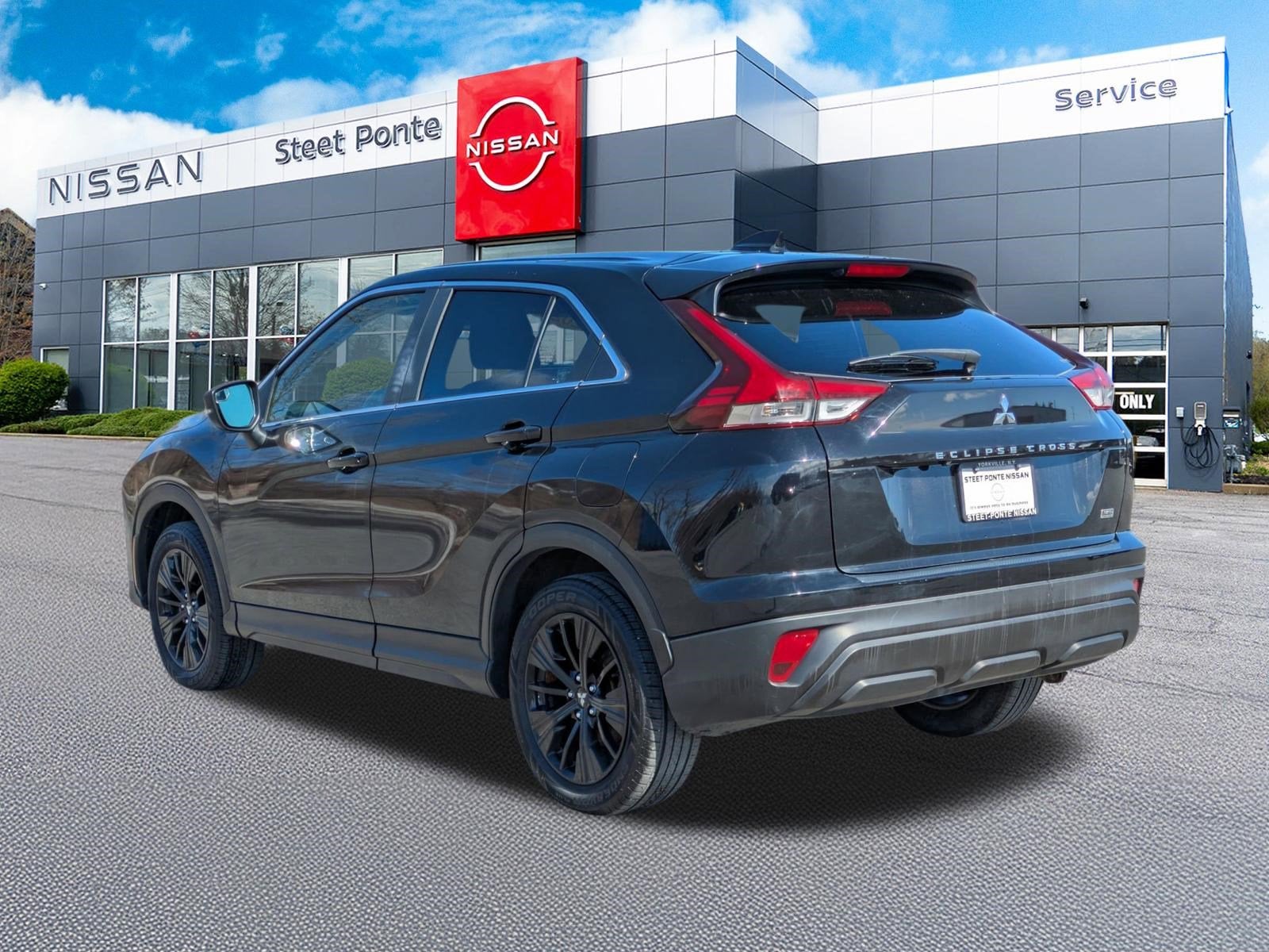 2022 Mitsubishi Eclipse Cross LE