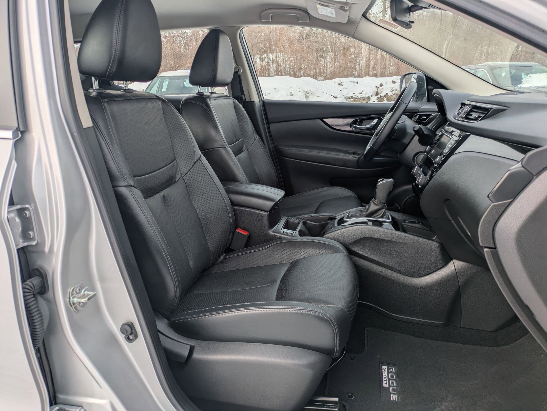 2022 Nissan Rogue Sport SL