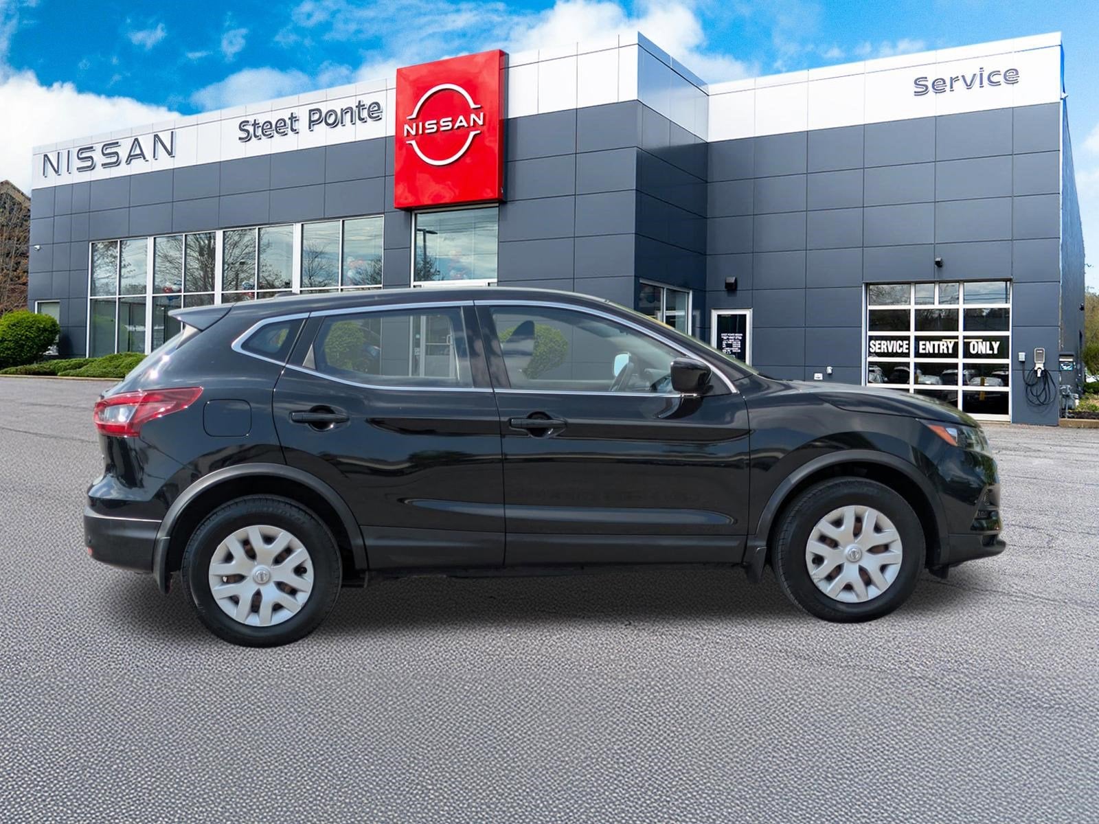 2020 Nissan Rogue Sport S