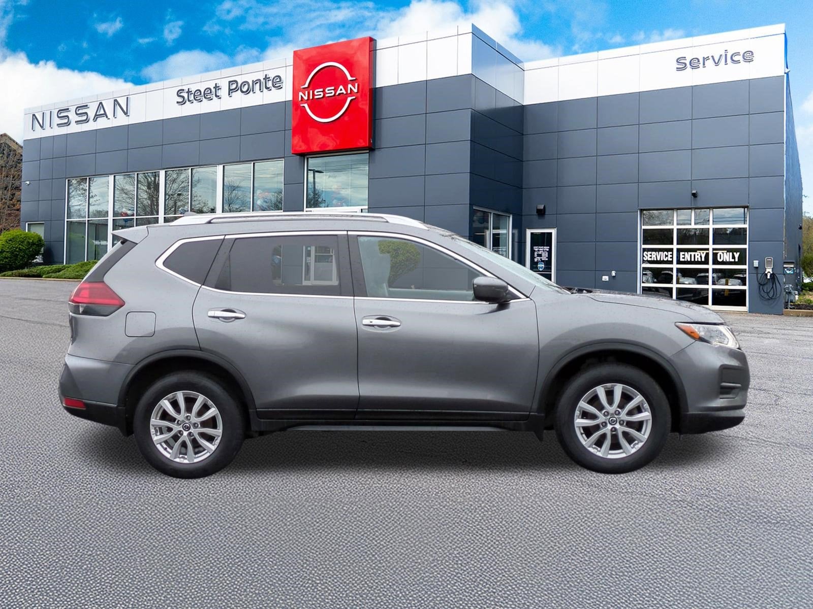 2020 Nissan Rogue SV