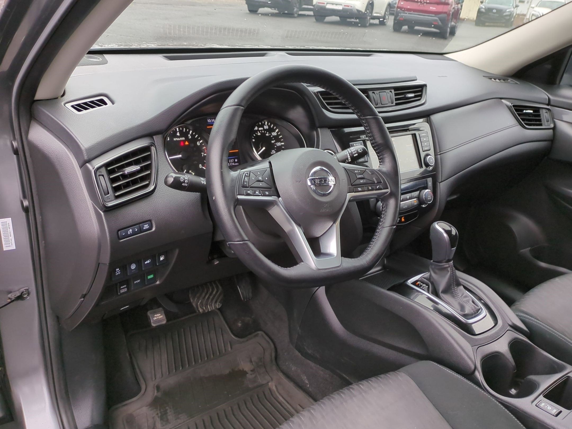 2020 Nissan Rogue SV