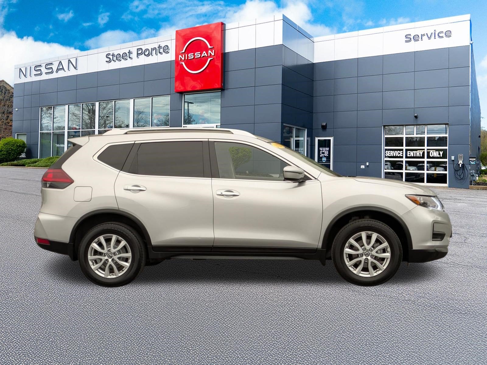 2020 Nissan Rogue SV
