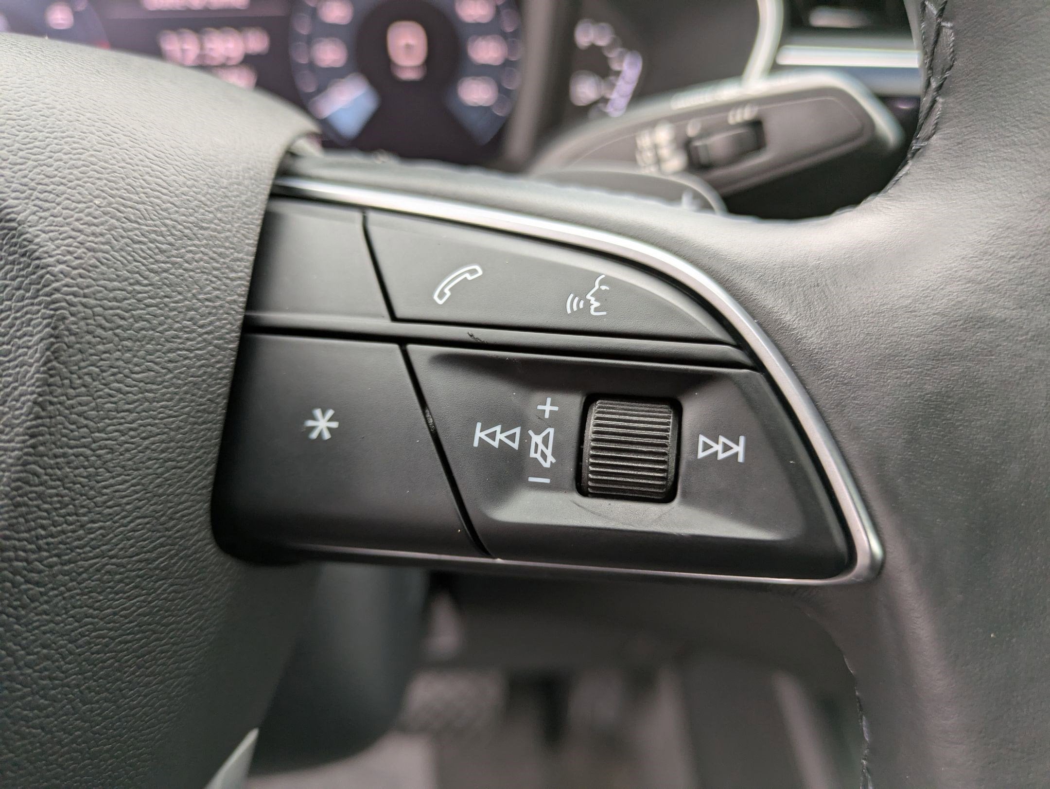 2021 Audi Q3 S line Premium