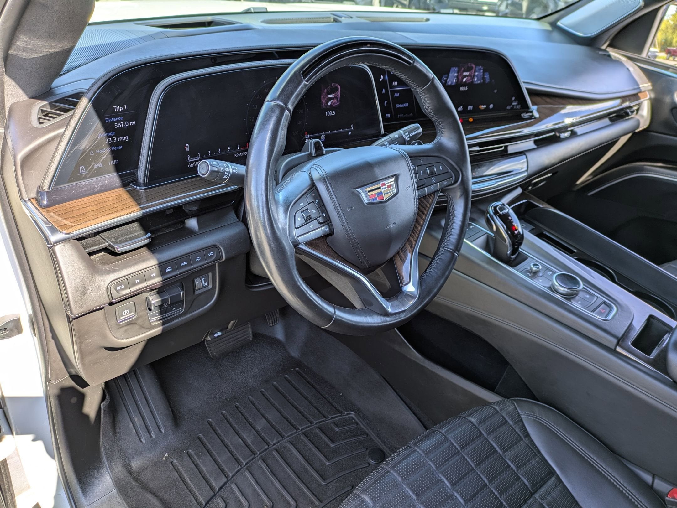 2023 Cadillac Escalade 4WD Sport Platinum