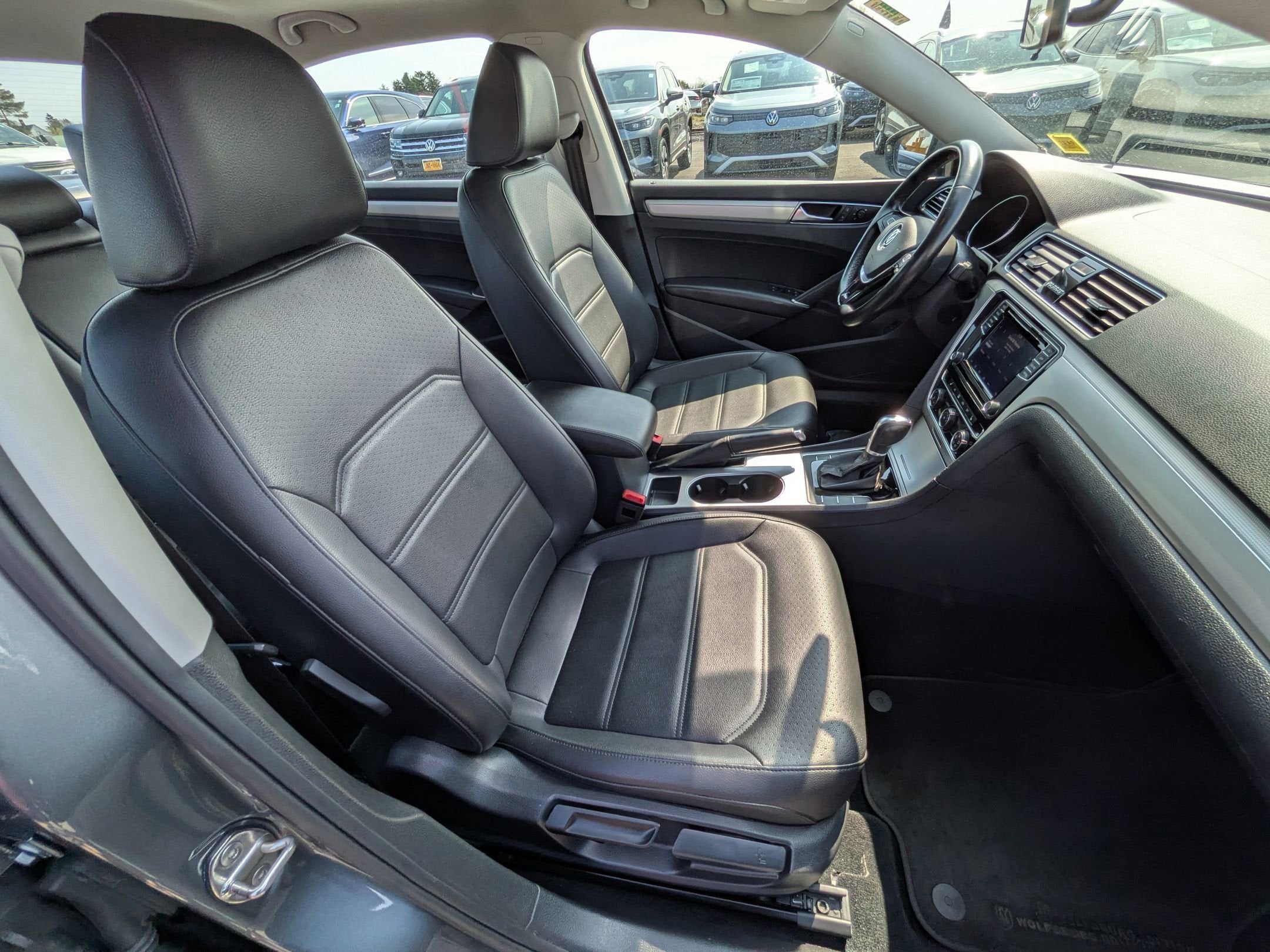 2019 Volkswagen Passat 2.0T Wolfsburg Edition