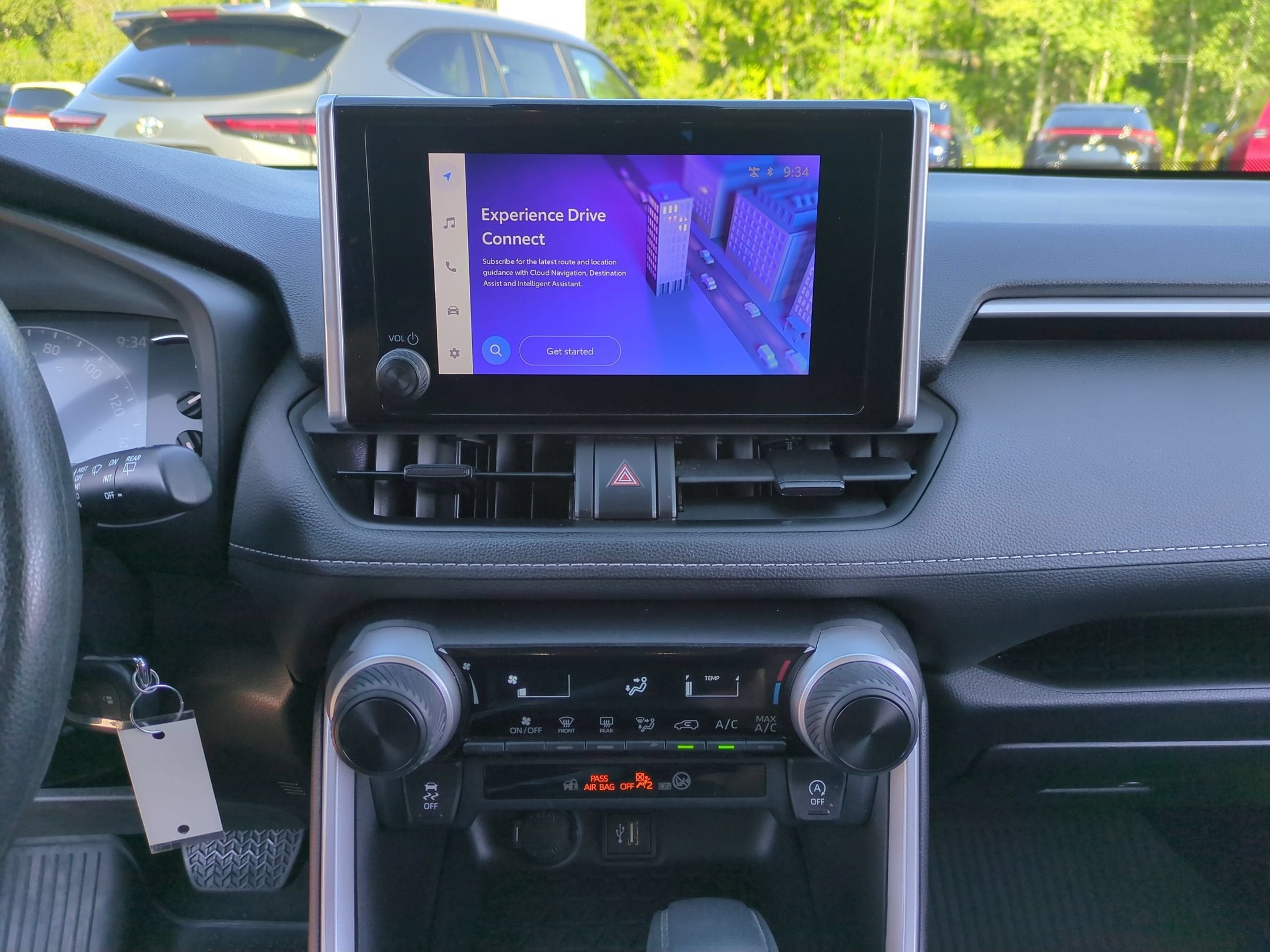 2023 Toyota RAV4 LE