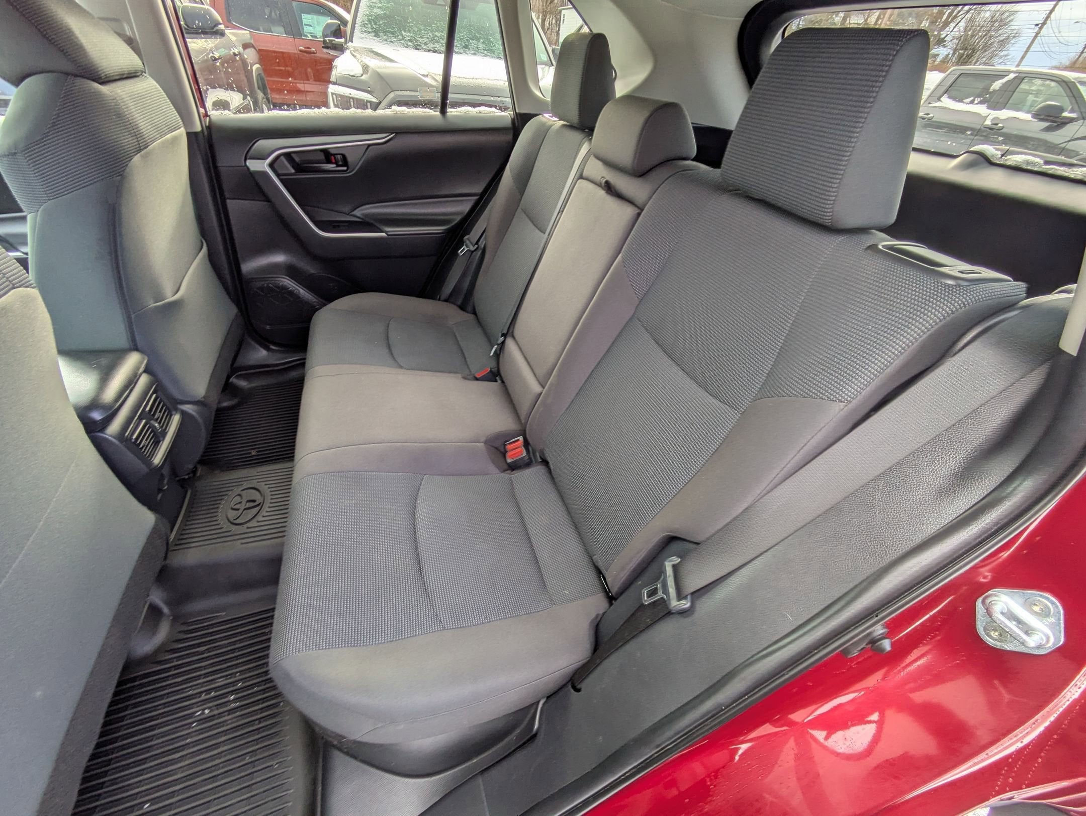 2024 Toyota RAV4 Hybrid LE