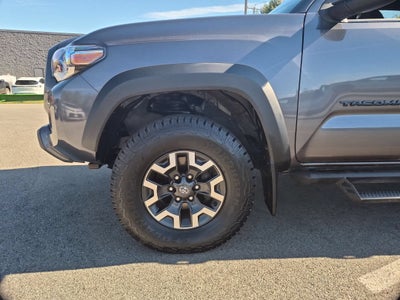 2022 Toyota Tacoma 4WD Base