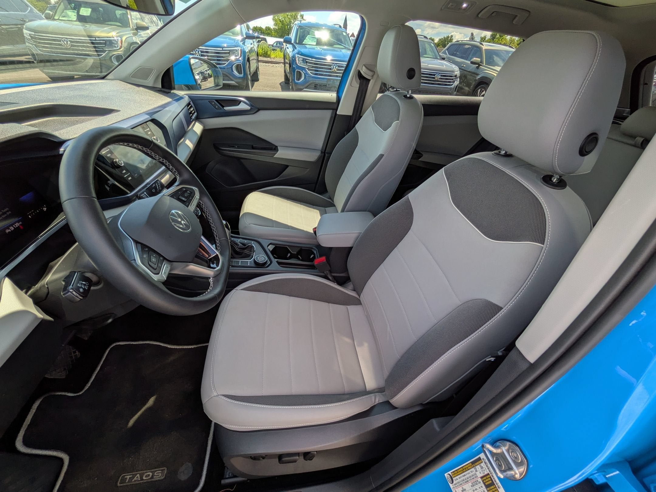 2023 Volkswagen Taos SE