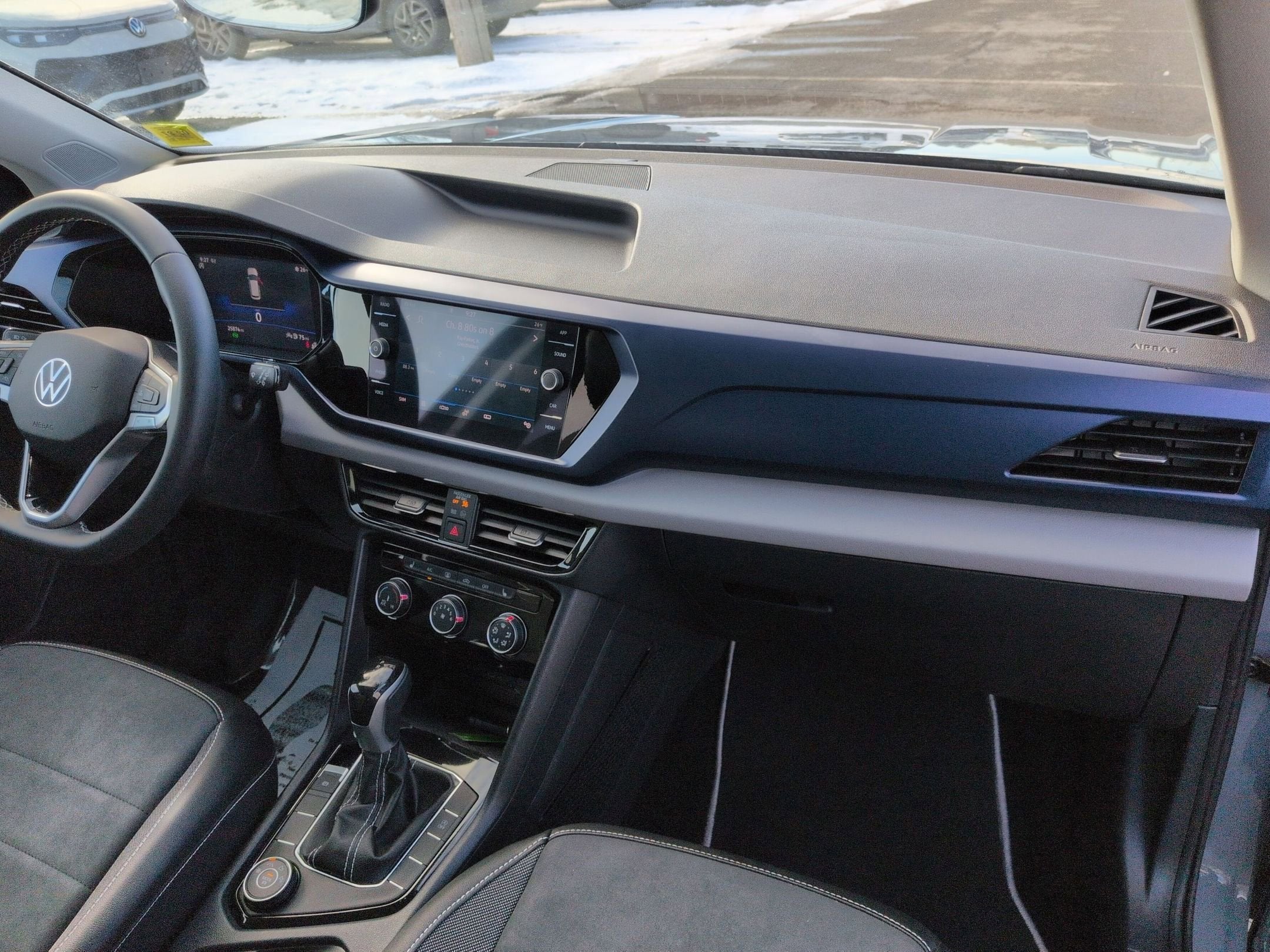 2023 Volkswagen Taos SE