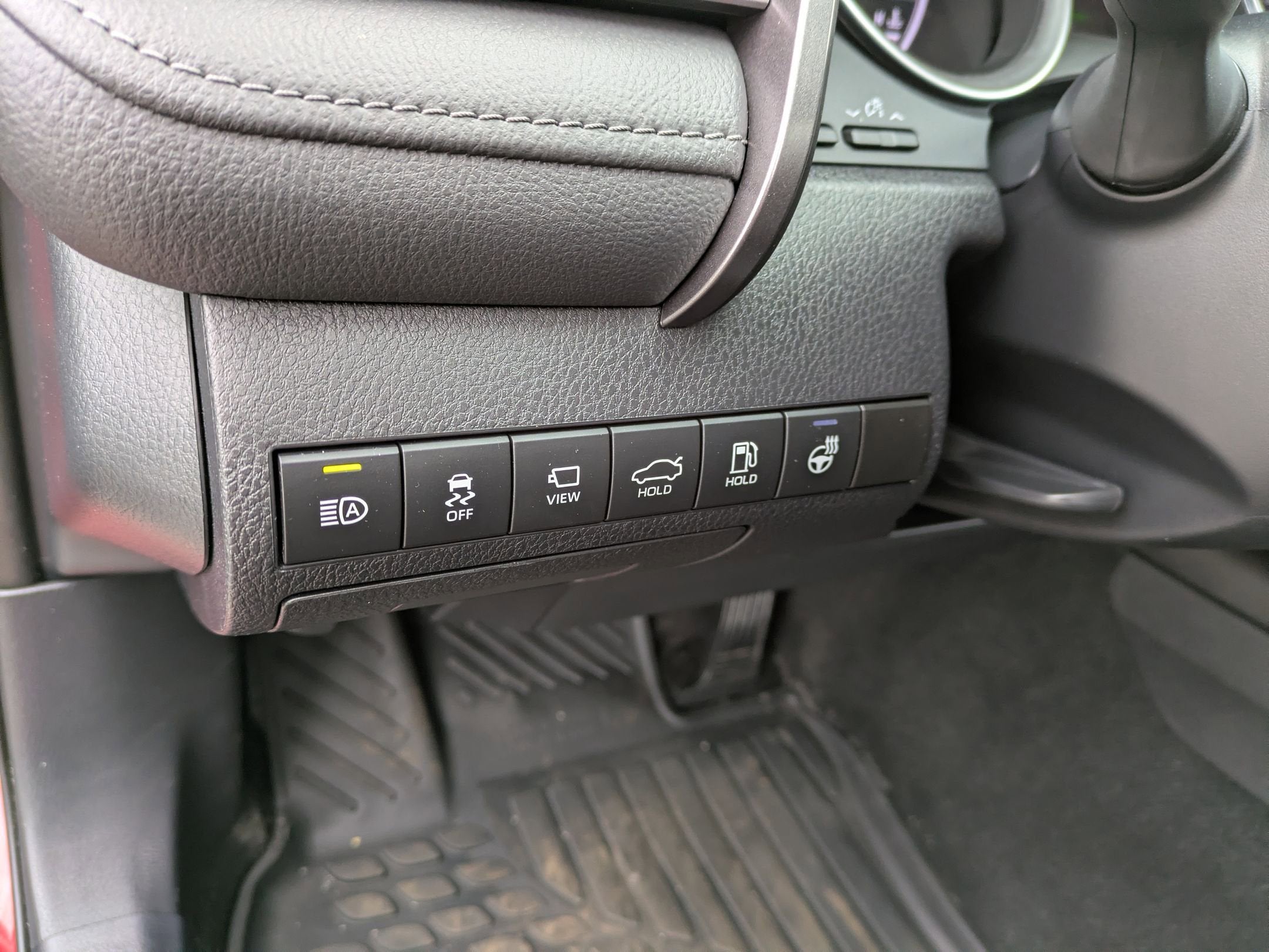 2024 Toyota Camry Hybrid XLE