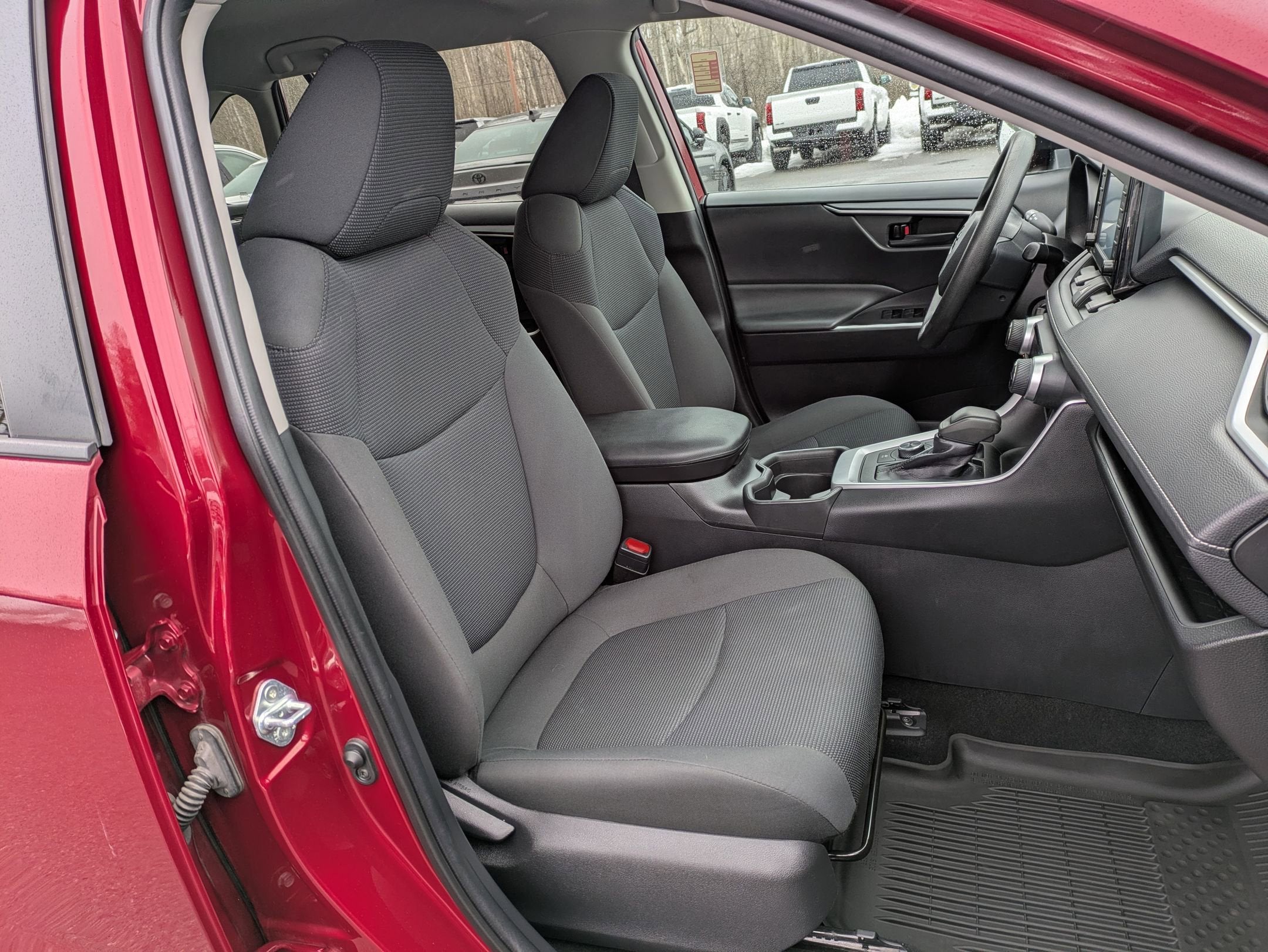 2021 Toyota RAV4 Hybrid LE