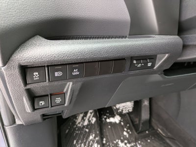 2023 Toyota Sienna Base