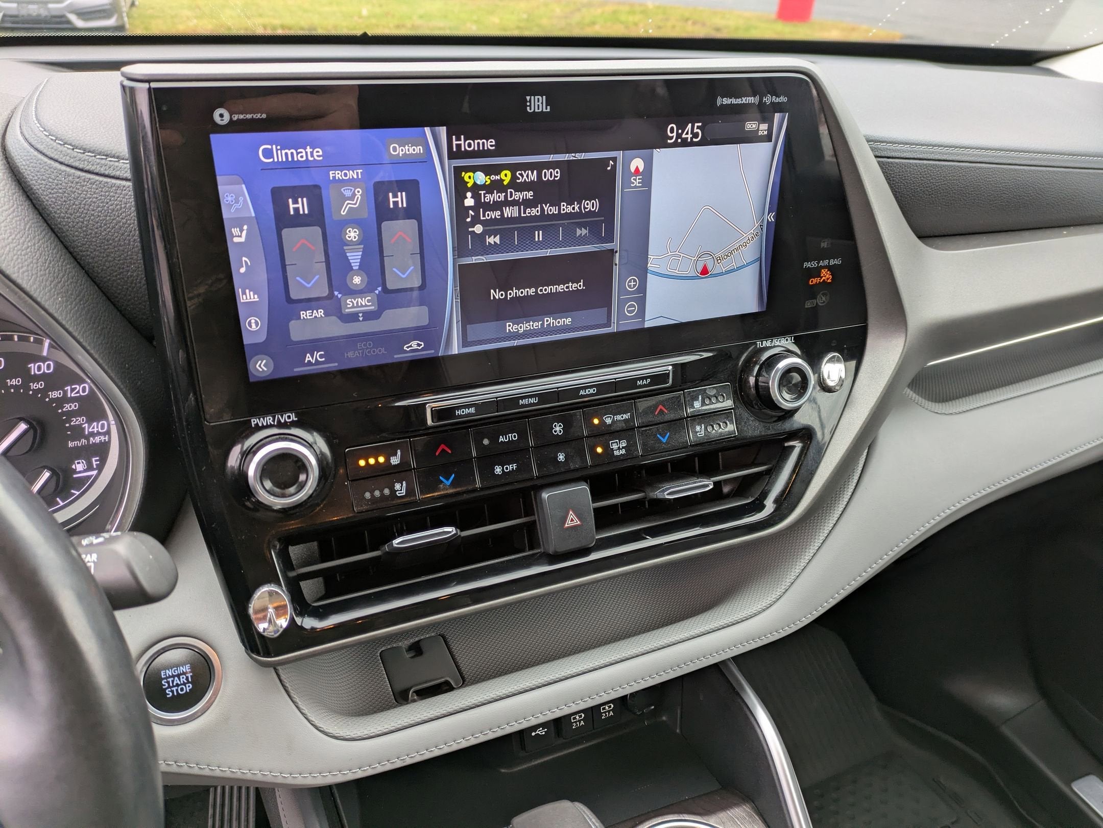 2021 Toyota Highlander Base