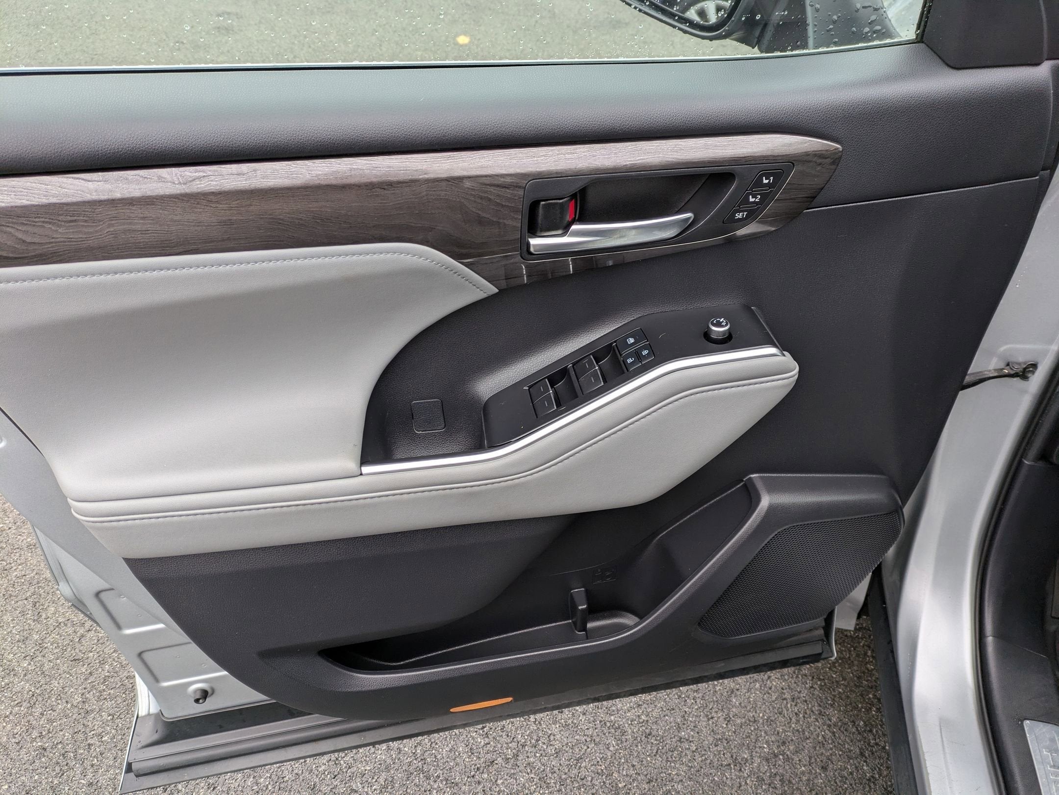 2021 Toyota Highlander Base