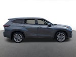 2024 Toyota Highlander Hybrid Platinum